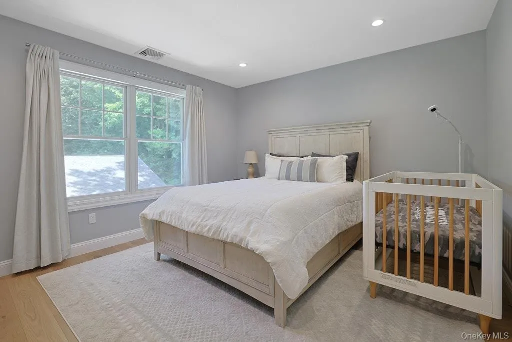 Bright spacious bedroom on second level Bright spacious bedroom on second level