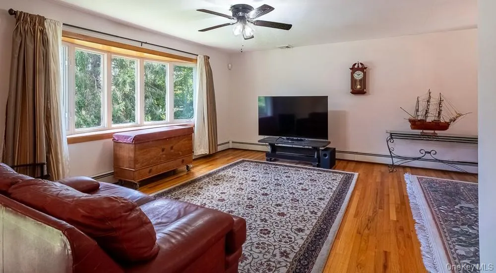 8 Caroline Drive, Wappinger, NY, 3 Bedrooms Bedrooms, 8 Rooms Rooms,2 BathroomsBathrooms,Residential,For Rent,Caroline,0,1048227 8 Caroline Drive, Wappinger, NY, 3 Bedrooms Bedrooms, 8 Rooms Rooms,2 BathroomsBathrooms,Residential,For Rent,Caroline,0,1048227