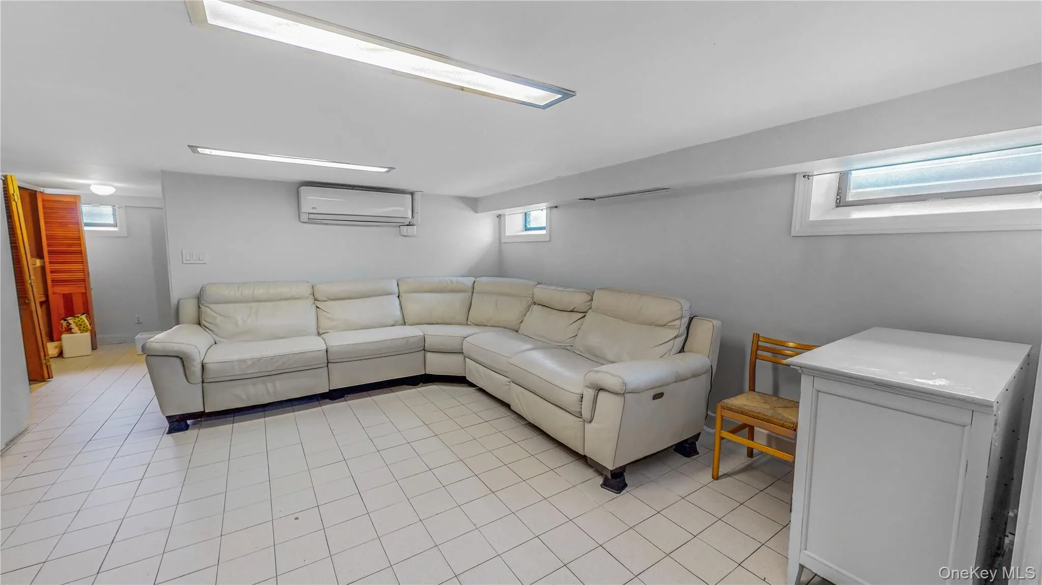 64-53 82nd Place, New York, NY, 3 Bedrooms Bedrooms, 6 Rooms Rooms,2 BathroomsBathrooms,Residential,For Rent,82nd,0,1048228 64-53 82nd Place, New York, NY, 3 Bedrooms Bedrooms, 6 Rooms Rooms,2 BathroomsBathrooms,Residential,For Rent,82nd,0,1048228