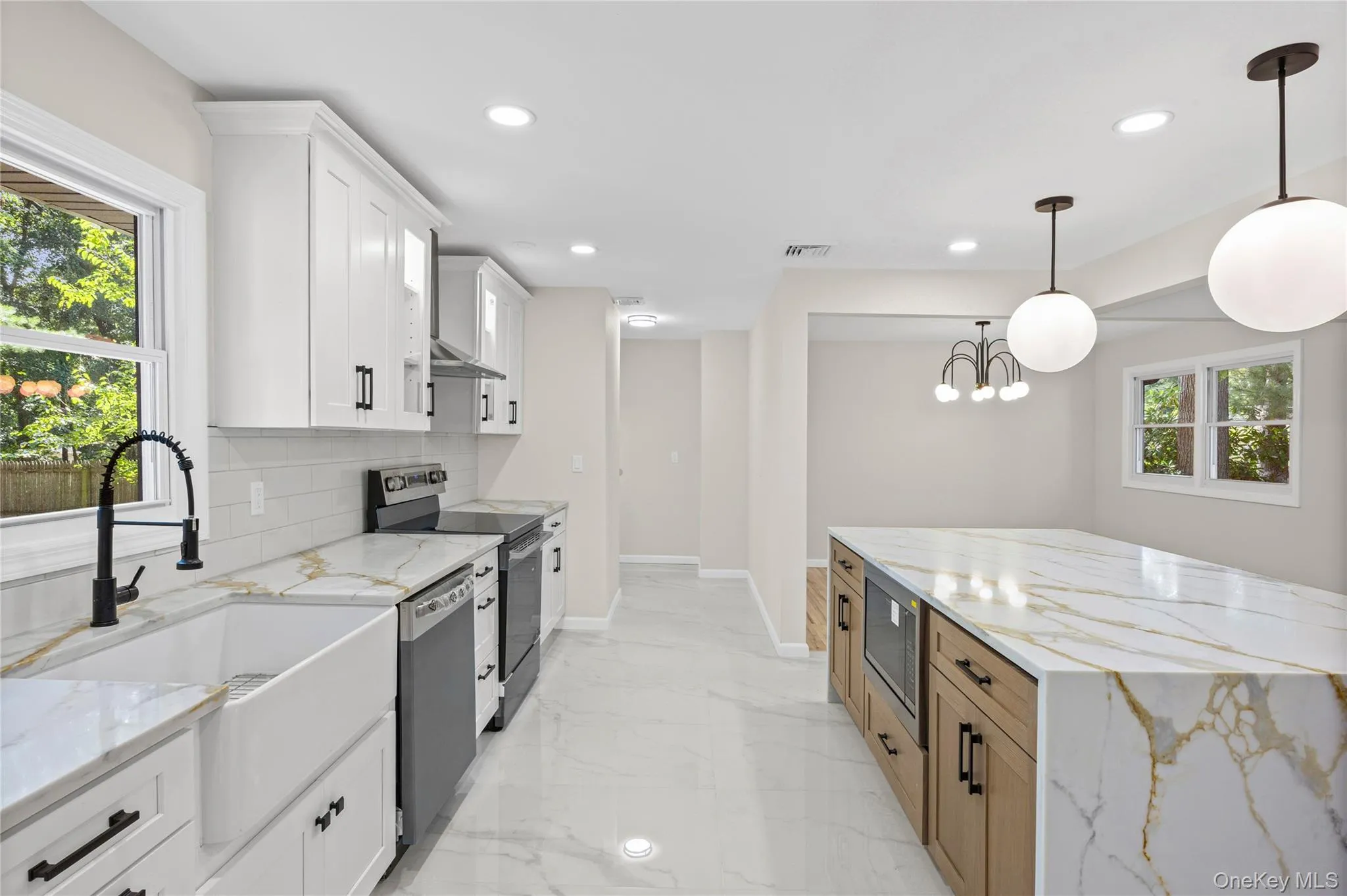 14 Camelot Lane, Brookhaven, NY, 4 Bedrooms Bedrooms, 9 Rooms Rooms,3 BathroomsBathrooms,Residential,For Rent,Camelot,0,1048233 14 Camelot Lane, Brookhaven, NY, 4 Bedrooms Bedrooms, 9 Rooms Rooms,3 BathroomsBathrooms,Residential,For Rent,Camelot,0,1048233