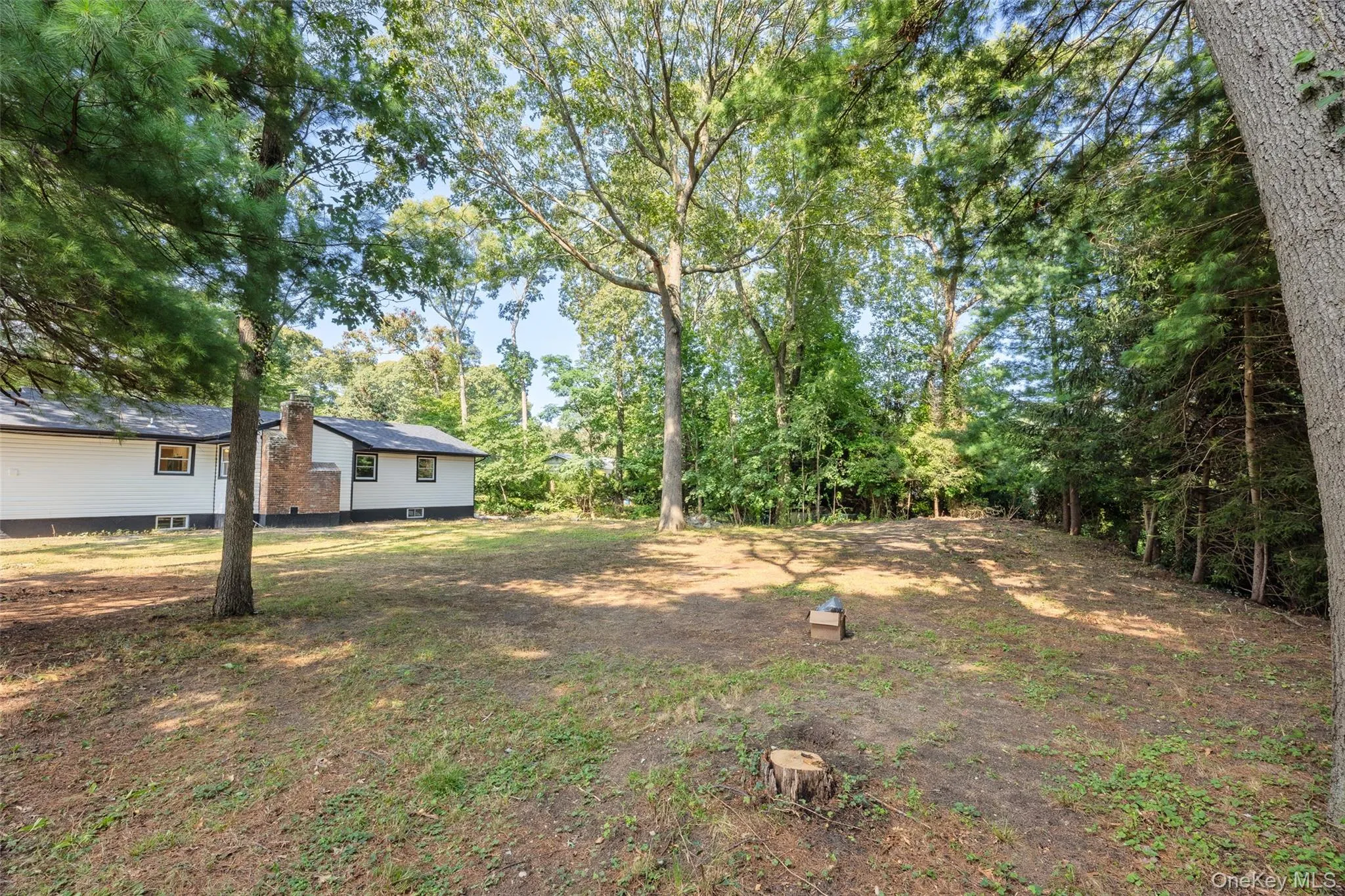 14 Camelot Lane, Brookhaven, NY, 4 Bedrooms Bedrooms, 9 Rooms Rooms,3 BathroomsBathrooms,Residential,For Rent,Camelot,0,1048233 14 Camelot Lane, Brookhaven, NY, 4 Bedrooms Bedrooms, 9 Rooms Rooms,3 BathroomsBathrooms,Residential,For Rent,Camelot,0,1048233