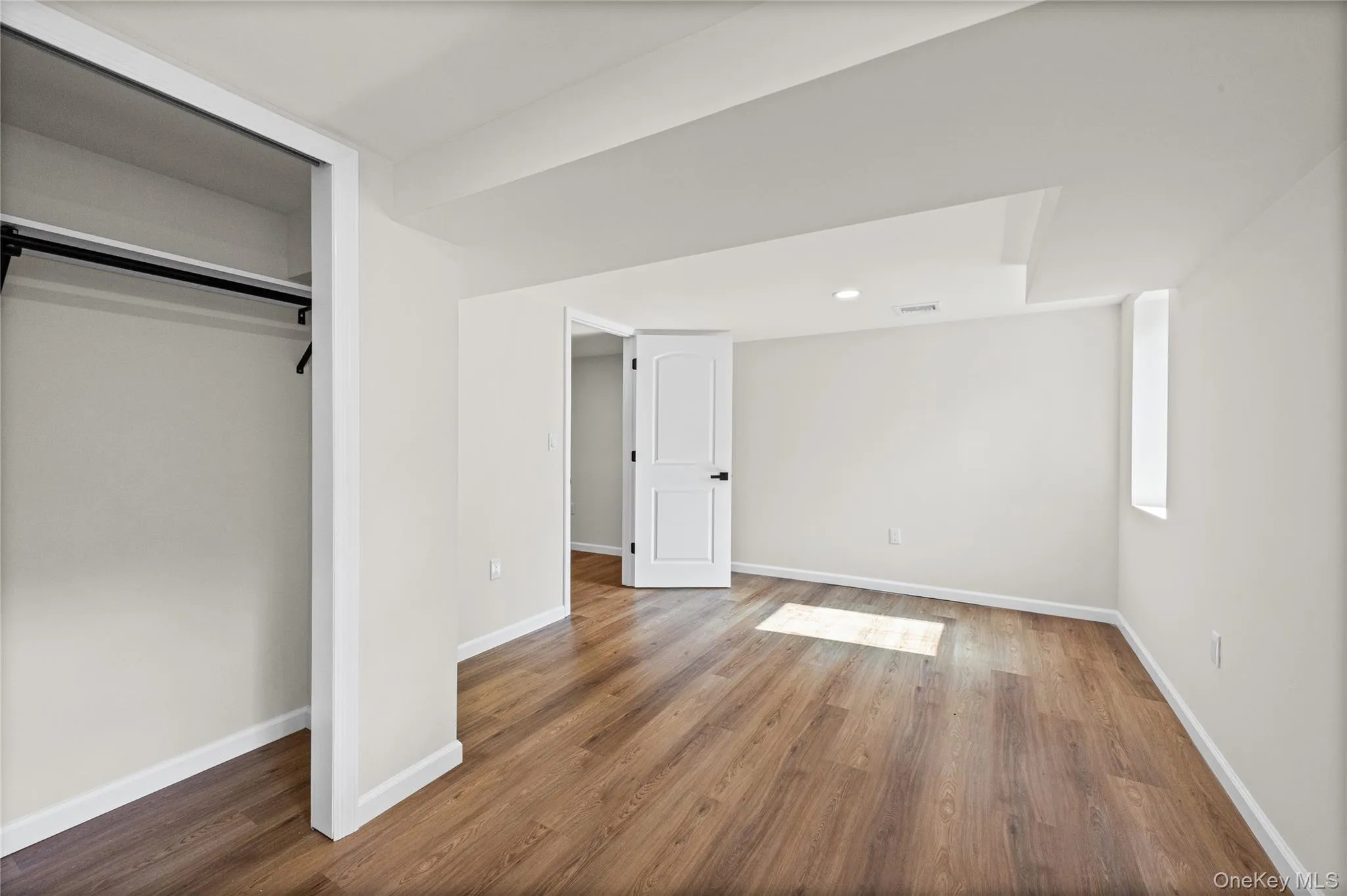 14 Camelot Lane, Brookhaven, NY, 4 Bedrooms Bedrooms, 9 Rooms Rooms,3 BathroomsBathrooms,Residential,For Rent,Camelot,0,1048233 14 Camelot Lane, Brookhaven, NY, 4 Bedrooms Bedrooms, 9 Rooms Rooms,3 BathroomsBathrooms,Residential,For Rent,Camelot,0,1048233