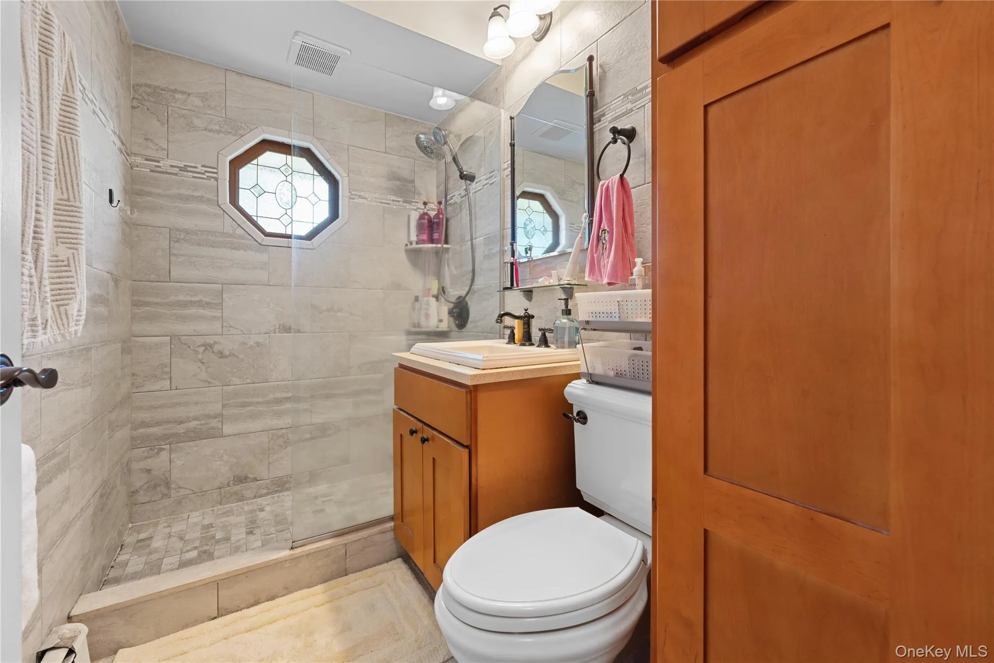 27 Eden Lane, Hempstead, NY, 4 Bedrooms Bedrooms, 8 Rooms Rooms,2 BathroomsBathrooms,Residential,For Rent,Eden,0,1048237 27 Eden Lane, Hempstead, NY, 4 Bedrooms Bedrooms, 8 Rooms Rooms,2 BathroomsBathrooms,Residential,For Rent,Eden,0,1048237