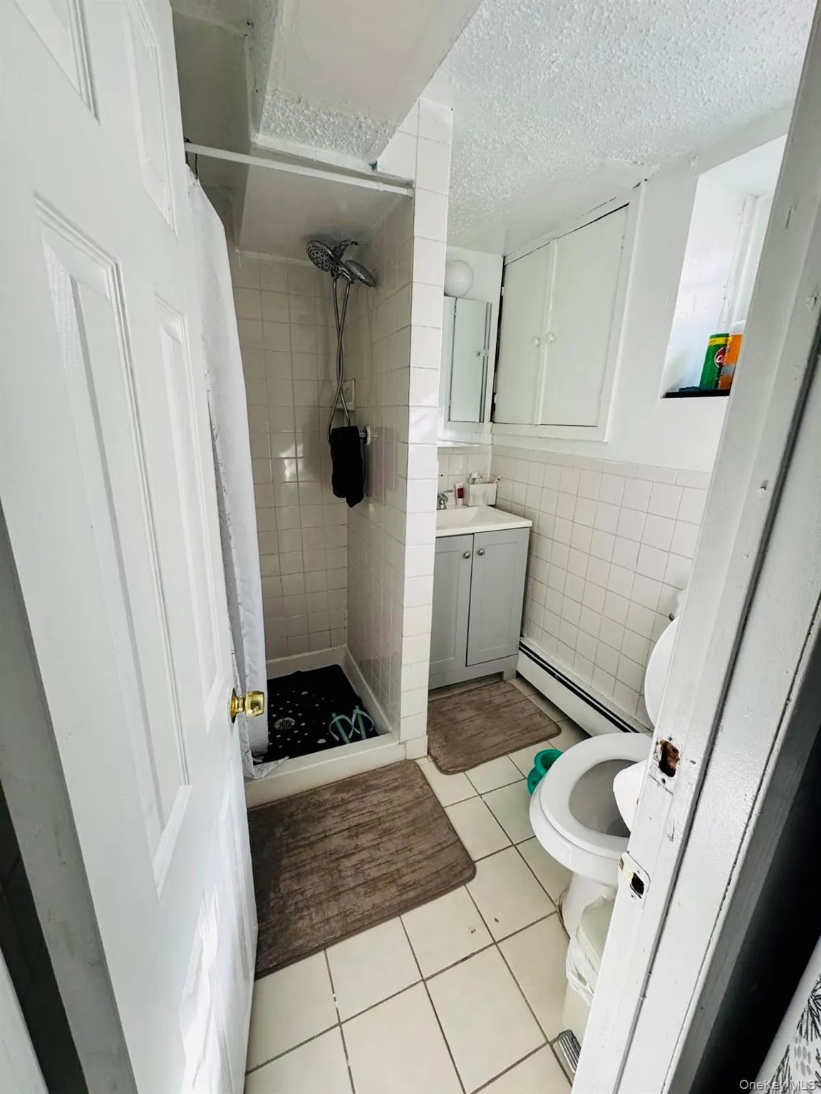 192-14 109th Avenue, New York, NY, 3 Bedrooms Bedrooms, 7 Rooms Rooms,2 BathroomsBathrooms,Residential Lease,For Rent,109th,0,1048242 192-14 109th Avenue, New York, NY, 3 Bedrooms Bedrooms, 7 Rooms Rooms,2 BathroomsBathrooms,Residential Lease,For Rent,109th,0,1048242