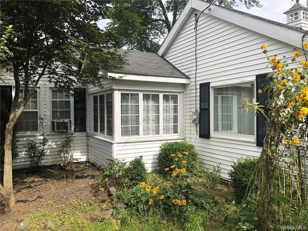 17 Brookside Road, Monroe, NY, 3 Bedrooms Bedrooms, 7 Rooms Rooms,2 BathroomsBathrooms,Residential Lease,For Rent,Brookside,0,1048245 17 Brookside Road, Monroe, NY, 3 Bedrooms Bedrooms, 7 Rooms Rooms,2 BathroomsBathrooms,Residential Lease,For Rent,Brookside,0,1048245