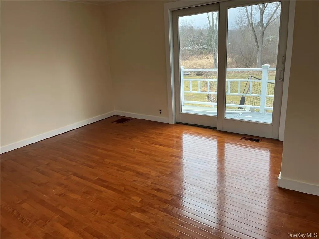 17 Brookside Road, Monroe, NY, 3 Bedrooms Bedrooms, 7 Rooms Rooms,2 BathroomsBathrooms,Residential Lease,For Rent,Brookside,0,1048245 17 Brookside Road, Monroe, NY, 3 Bedrooms Bedrooms, 7 Rooms Rooms,2 BathroomsBathrooms,Residential Lease,For Rent,Brookside,0,1048245