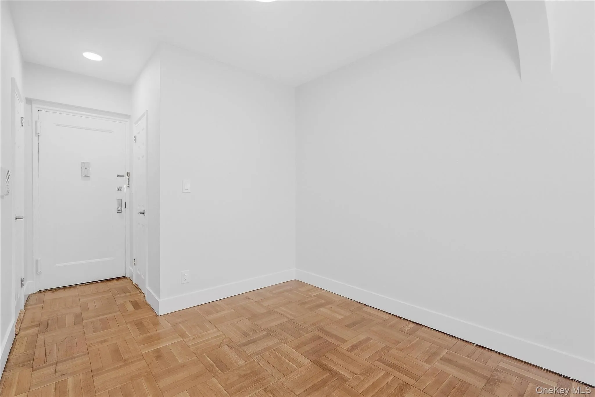 220 Pelham Road, New Rochelle, NY, 1 Bedroom Bedrooms, 3 Rooms Rooms,1 BathroomBathrooms,Residential Lease,For Rent,Pelham,0,1048246 220 Pelham Road, New Rochelle, NY, 1 Bedroom Bedrooms, 3 Rooms Rooms,1 BathroomBathrooms,Residential Lease,For Rent,Pelham,0,1048246