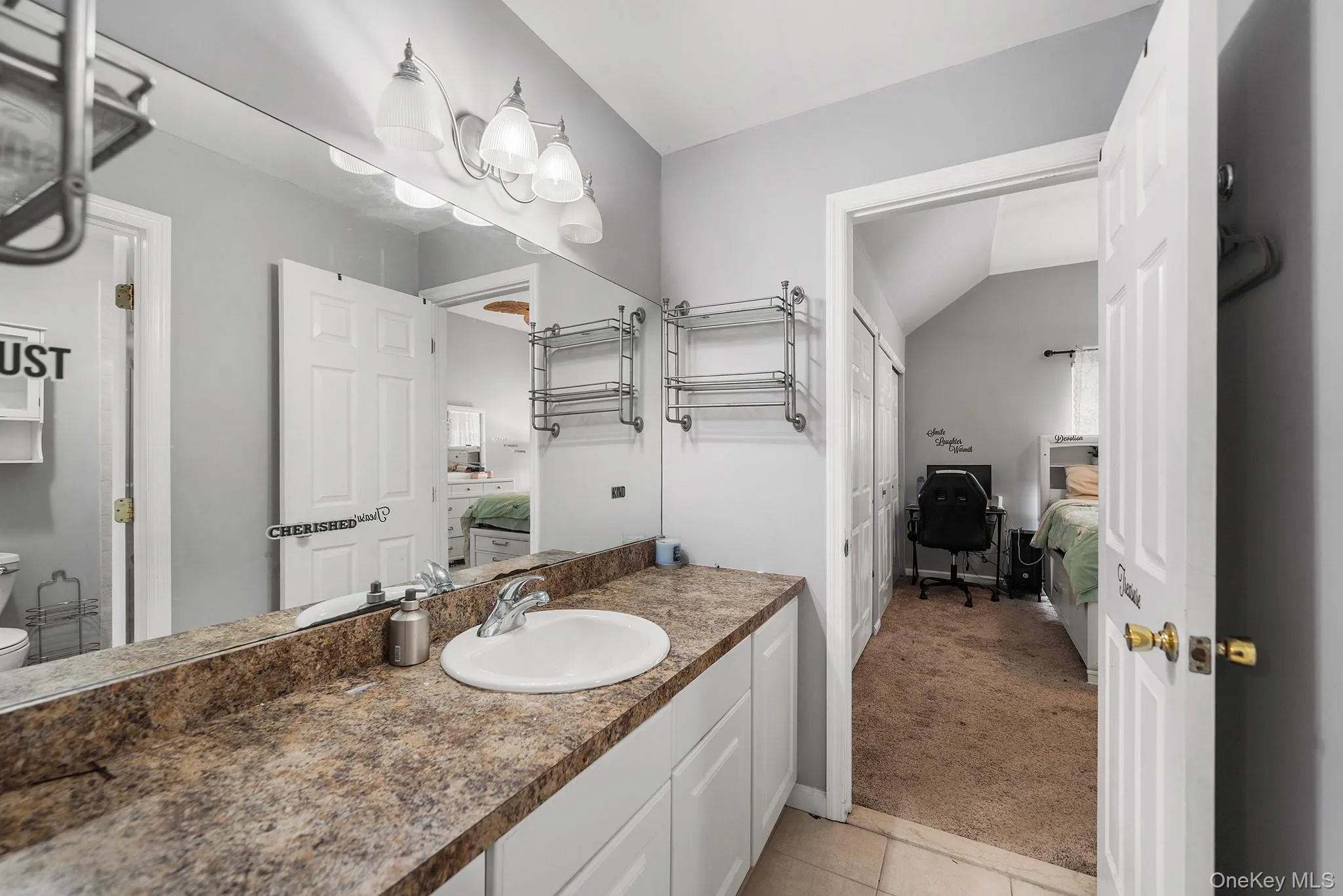 51 Jordan Drive, Brookhaven, NY, 4 Bedrooms Bedrooms, 13 Rooms Rooms,3 BathroomsBathrooms,Residential,For Rent,Jordan,0,1048249 51 Jordan Drive, Brookhaven, NY, 4 Bedrooms Bedrooms, 13 Rooms Rooms,3 BathroomsBathrooms,Residential,For Rent,Jordan,0,1048249