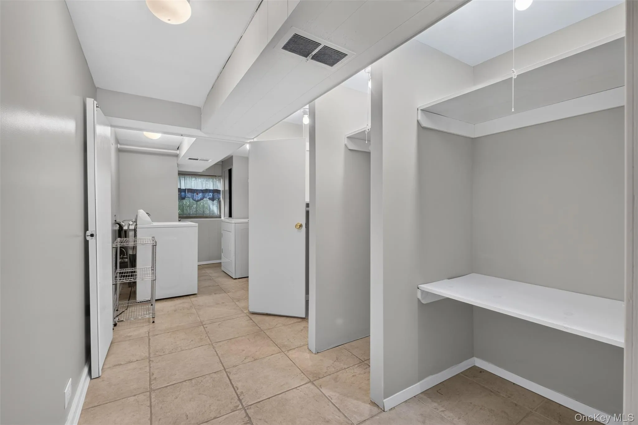 26-15 Clearview Expressway, New York, NY, 3 Bedrooms Bedrooms, 8 Rooms Rooms,2 BathroomsBathrooms,Residential,For Rent,Clearview,0,1048253 26-15 Clearview Expressway, New York, NY, 3 Bedrooms Bedrooms, 8 Rooms Rooms,2 BathroomsBathrooms,Residential,For Rent,Clearview,0,1048253