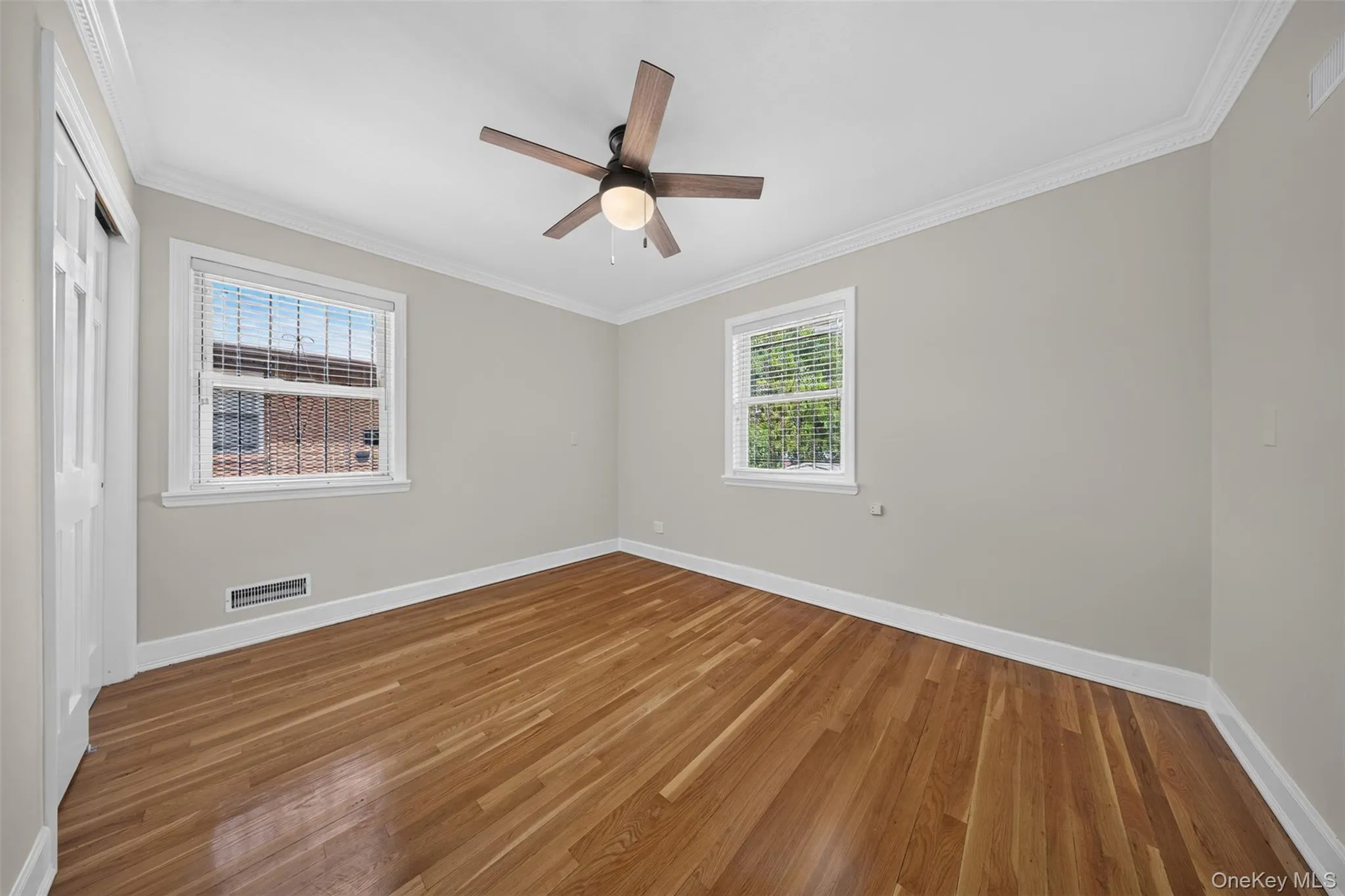26-15 Clearview Expressway, New York, NY, 3 Bedrooms Bedrooms, 8 Rooms Rooms,2 BathroomsBathrooms,Residential,For Rent,Clearview,0,1048253 26-15 Clearview Expressway, New York, NY, 3 Bedrooms Bedrooms, 8 Rooms Rooms,2 BathroomsBathrooms,Residential,For Rent,Clearview,0,1048253