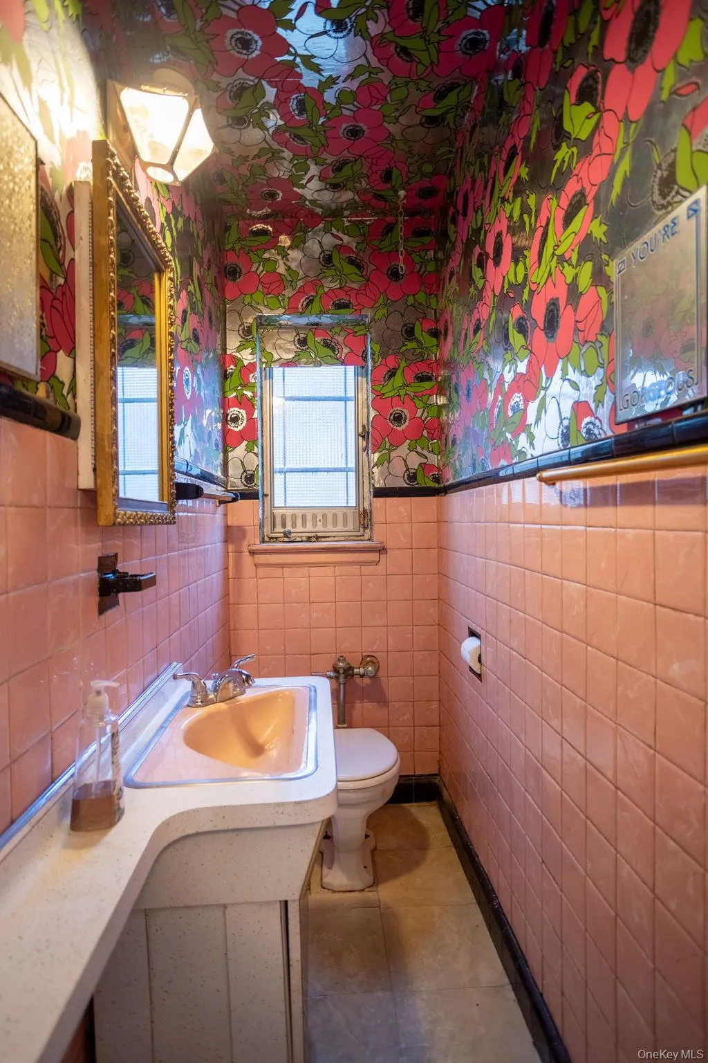 82-41 215th Street, New York, NY, 3 Bedrooms Bedrooms, 11 Rooms Rooms,2 BathroomsBathrooms,Residential,For Rent,215th,0,1048254 82-41 215th Street, New York, NY, 3 Bedrooms Bedrooms, 11 Rooms Rooms,2 BathroomsBathrooms,Residential,For Rent,215th,0,1048254