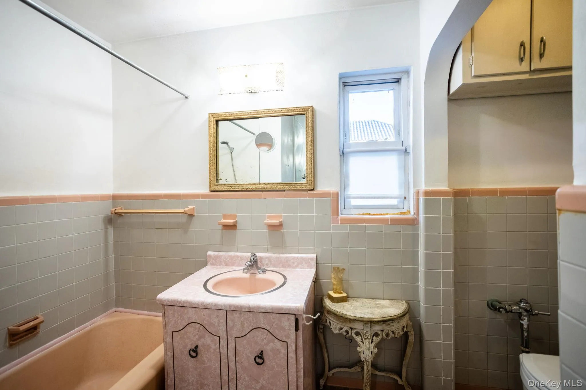 82-41 215th Street, New York, NY, 3 Bedrooms Bedrooms, 11 Rooms Rooms,2 BathroomsBathrooms,Residential,For Rent,215th,0,1048254 82-41 215th Street, New York, NY, 3 Bedrooms Bedrooms, 11 Rooms Rooms,2 BathroomsBathrooms,Residential,For Rent,215th,0,1048254