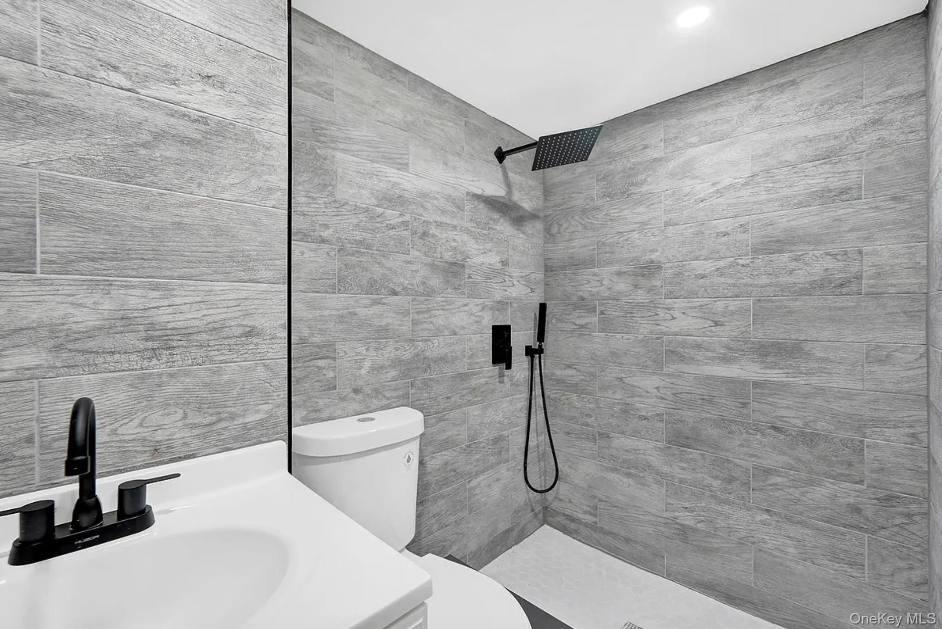 326 Berriman Street, New York, NY, 3 Bedrooms Bedrooms, 12 Rooms Rooms,2 BathroomsBathrooms,Residential,For Rent,Berriman,0,1048257 326 Berriman Street, New York, NY, 3 Bedrooms Bedrooms, 12 Rooms Rooms,2 BathroomsBathrooms,Residential,For Rent,Berriman,0,1048257