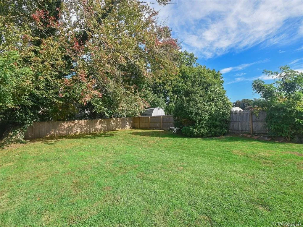 63 Elm Avenue, Glen Cove, NY, 2 Bedrooms Bedrooms, 4 Rooms Rooms,1 BathroomBathrooms,Residential Lease,For Rent,Elm,0,1048267 63 Elm Avenue, Glen Cove, NY, 2 Bedrooms Bedrooms, 4 Rooms Rooms,1 BathroomBathrooms,Residential Lease,For Rent,Elm,0,1048267