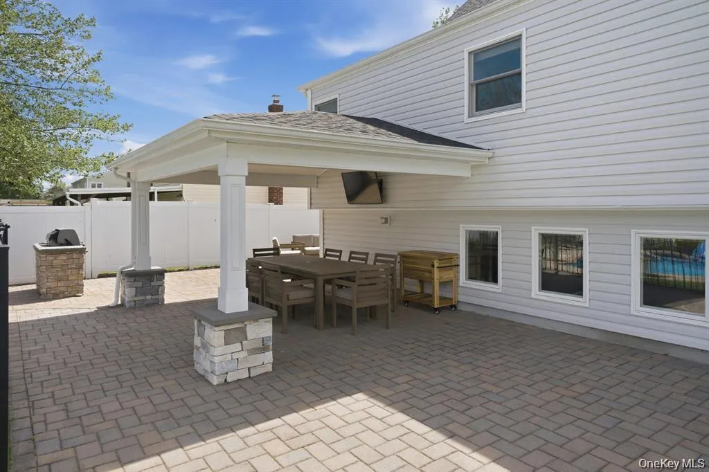 703 Peter Paul Drive, Islip, NY, 5 Bedrooms Bedrooms, 12 Rooms Rooms,3 BathroomsBathrooms,Residential,For Rent,Peter Paul,0,1048270 703 Peter Paul Drive, Islip, NY, 5 Bedrooms Bedrooms, 12 Rooms Rooms,3 BathroomsBathrooms,Residential,For Rent,Peter Paul,0,1048270