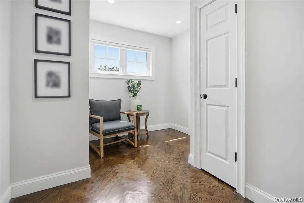 703 Peter Paul Drive, Islip, NY, 5 Bedrooms Bedrooms, 12 Rooms Rooms,3 BathroomsBathrooms,Residential,For Rent,Peter Paul,0,1048270 703 Peter Paul Drive, Islip, NY, 5 Bedrooms Bedrooms, 12 Rooms Rooms,3 BathroomsBathrooms,Residential,For Rent,Peter Paul,0,1048270