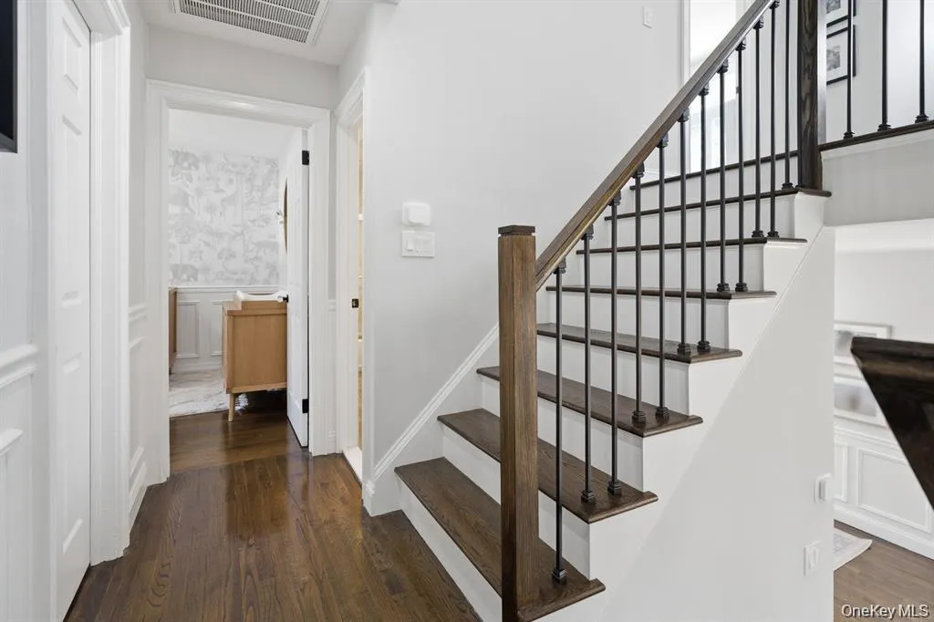 703 Peter Paul Drive, Islip, NY, 5 Bedrooms Bedrooms, 12 Rooms Rooms,3 BathroomsBathrooms,Residential,For Rent,Peter Paul,0,1048270 703 Peter Paul Drive, Islip, NY, 5 Bedrooms Bedrooms, 12 Rooms Rooms,3 BathroomsBathrooms,Residential,For Rent,Peter Paul,0,1048270