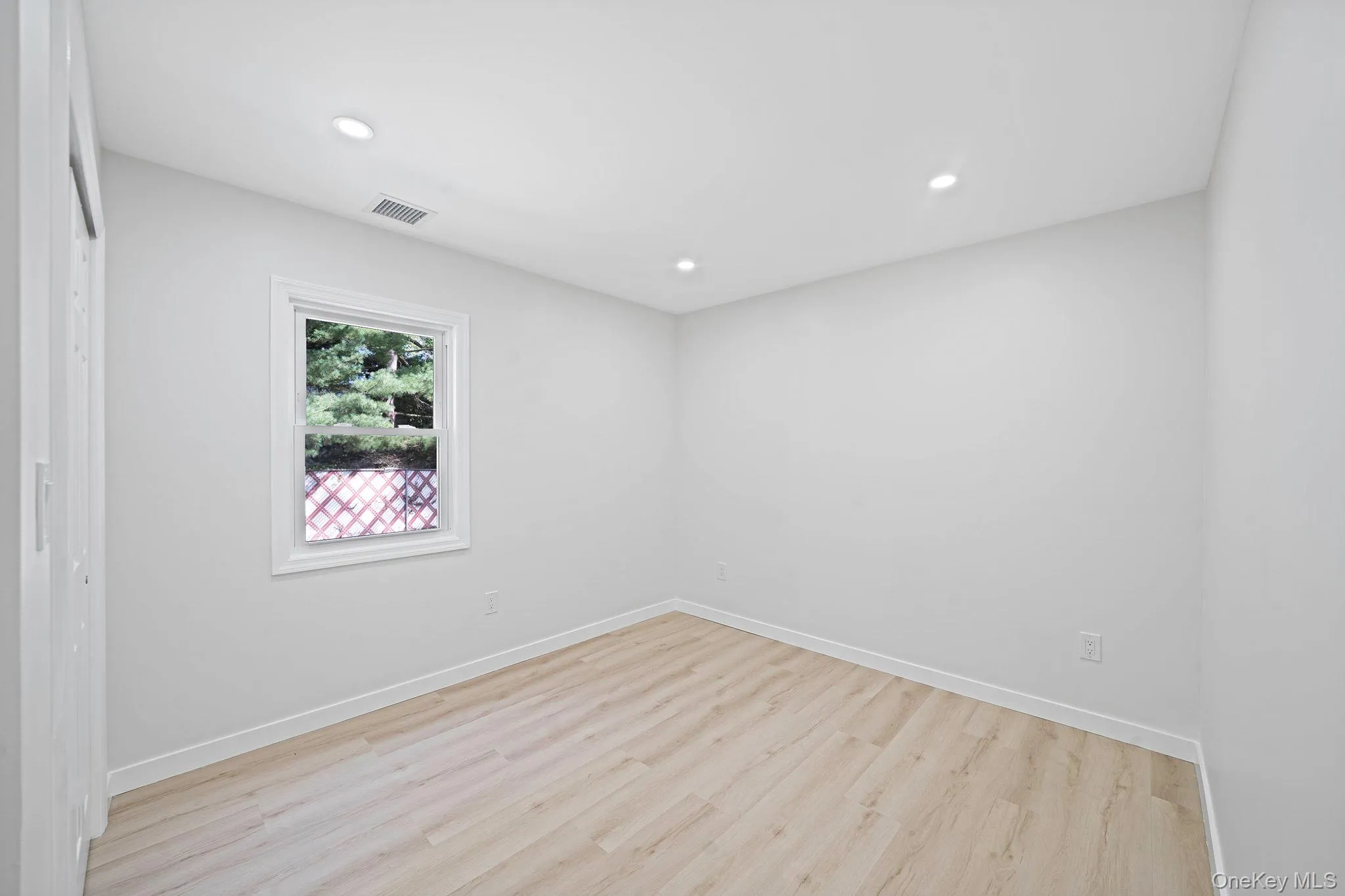 Second secondary bedroom with closet Second secondary bedroom with closet