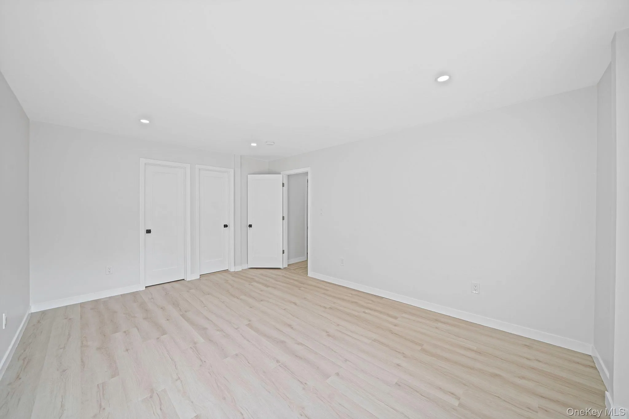 93 Putnam Avenue, West Babylon, NY, 3 Bedrooms Bedrooms, 6 Rooms Rooms,3 BathroomsBathrooms,Residential,For Rent,Putnam,0,1048276 93 Putnam Avenue, West Babylon, NY, 3 Bedrooms Bedrooms, 6 Rooms Rooms,3 BathroomsBathrooms,Residential,For Rent,Putnam,0,1048276