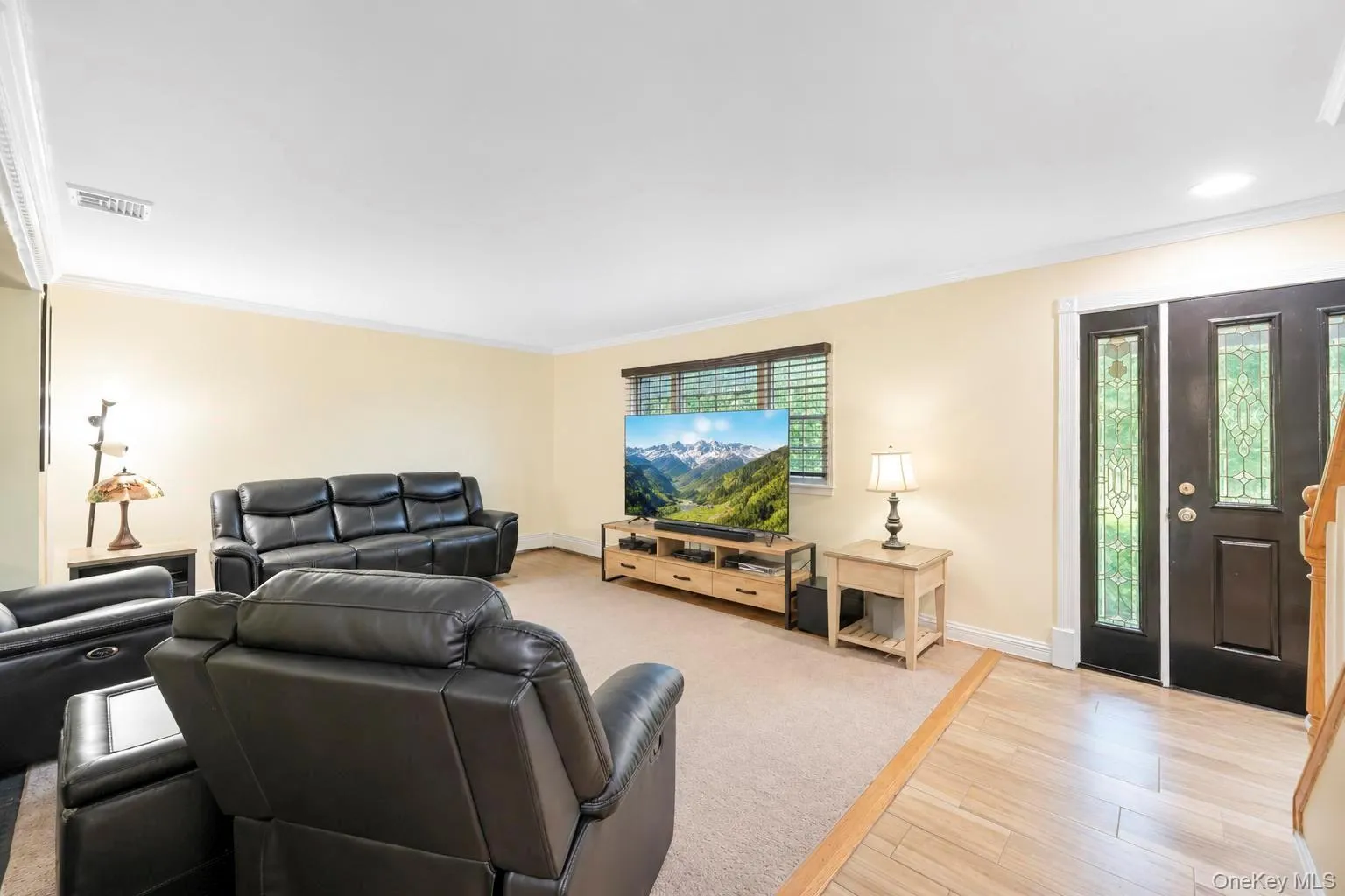 124 Bayview Drive, Islip, NY, 5 Bedrooms Bedrooms, 11 Rooms Rooms,3 BathroomsBathrooms,Residential,For Rent,Bayview,0,1048277 124 Bayview Drive, Islip, NY, 5 Bedrooms Bedrooms, 11 Rooms Rooms,3 BathroomsBathrooms,Residential,For Rent,Bayview,0,1048277