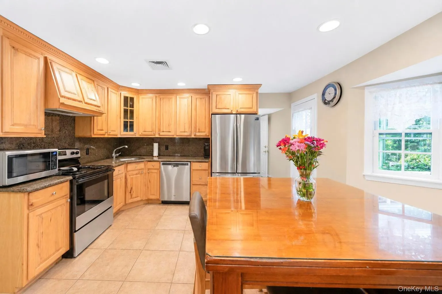 124 Bayview Drive, Islip, NY, 5 Bedrooms Bedrooms, 11 Rooms Rooms,3 BathroomsBathrooms,Residential,For Rent,Bayview,0,1048277 124 Bayview Drive, Islip, NY, 5 Bedrooms Bedrooms, 11 Rooms Rooms,3 BathroomsBathrooms,Residential,For Rent,Bayview,0,1048277