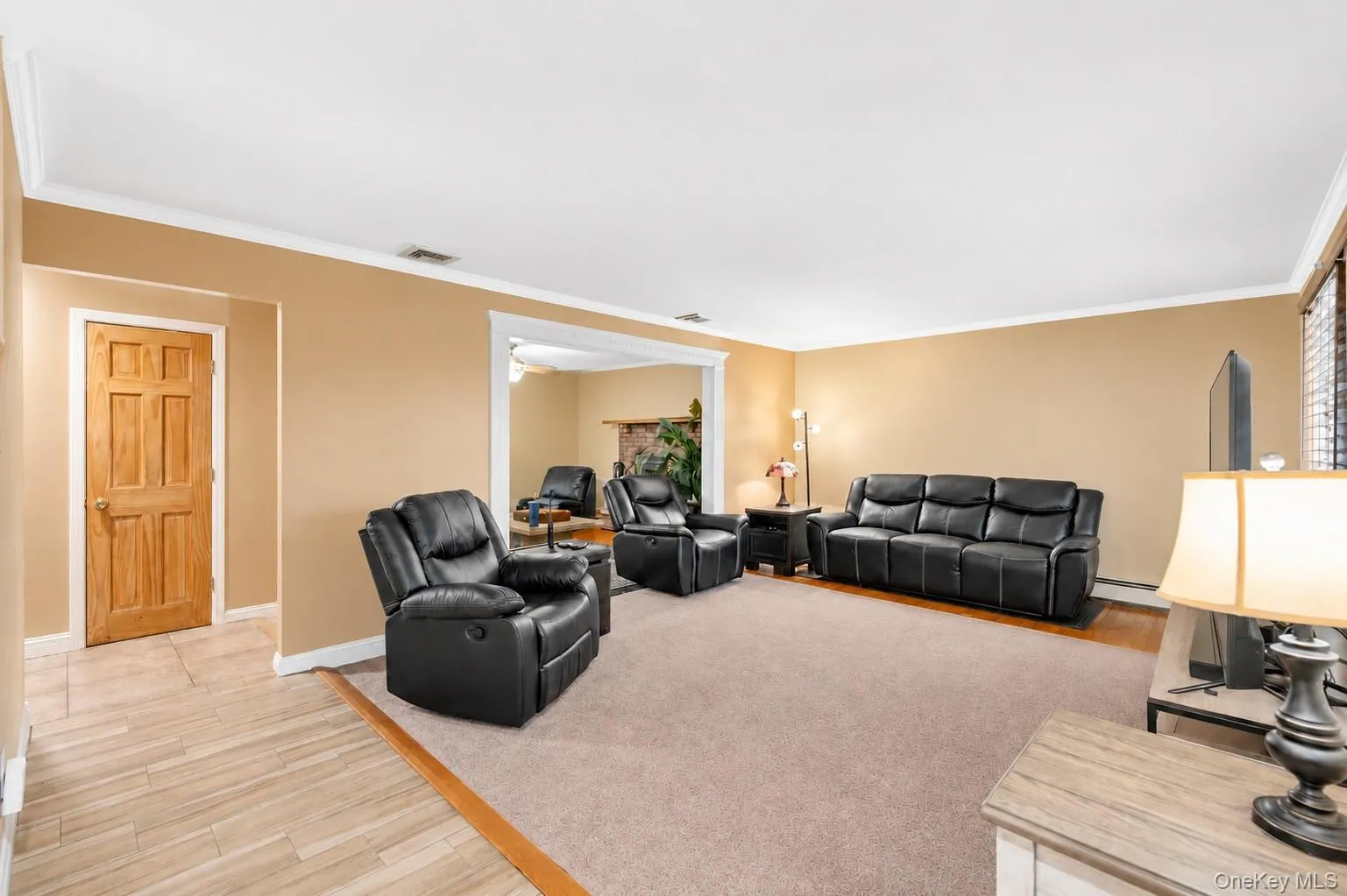 124 Bayview Drive, Islip, NY, 5 Bedrooms Bedrooms, 11 Rooms Rooms,3 BathroomsBathrooms,Residential,For Rent,Bayview,0,1048277 124 Bayview Drive, Islip, NY, 5 Bedrooms Bedrooms, 11 Rooms Rooms,3 BathroomsBathrooms,Residential,For Rent,Bayview,0,1048277