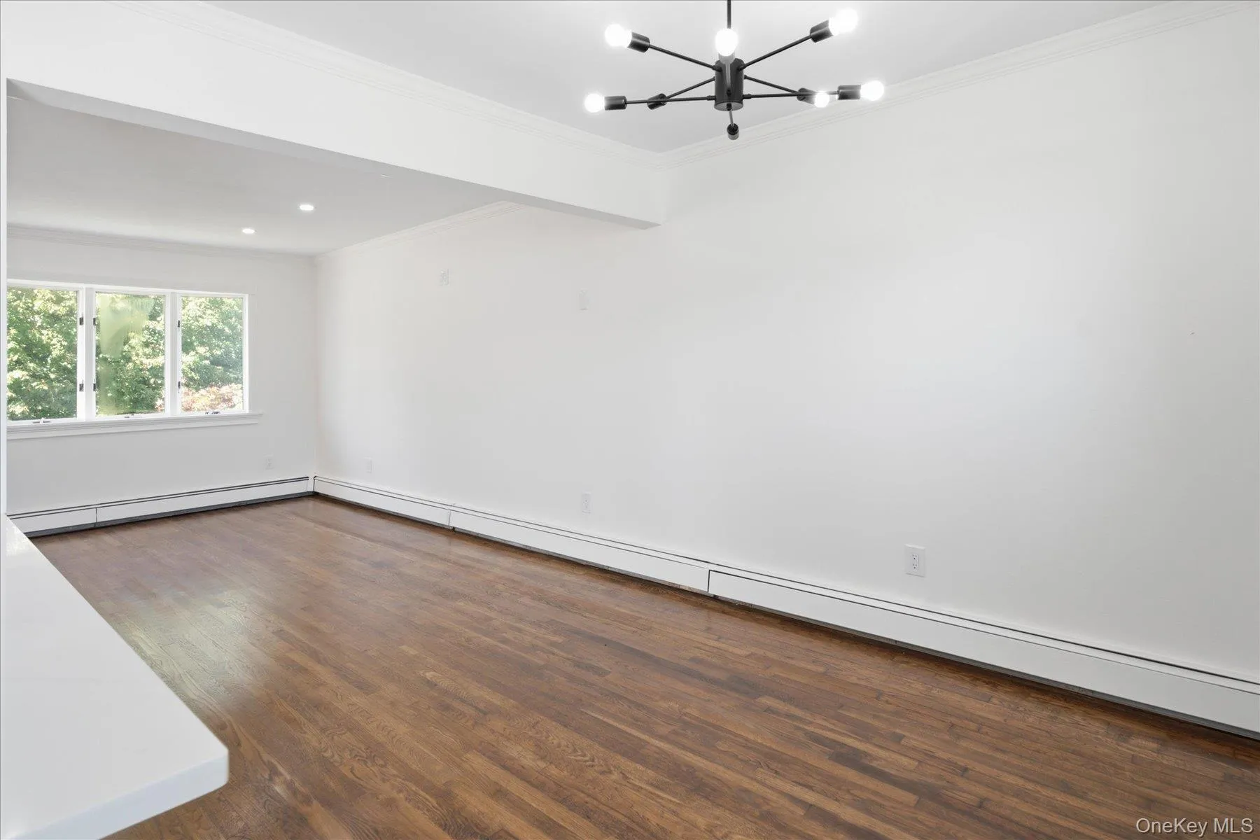 14 Garfield Place, Babylon, NY, 5 Bedrooms Bedrooms, 5 Rooms Rooms,2 BathroomsBathrooms,Residential,For Rent,Garfield,0,1048280 14 Garfield Place, Babylon, NY, 5 Bedrooms Bedrooms, 5 Rooms Rooms,2 BathroomsBathrooms,Residential,For Rent,Garfield,0,1048280