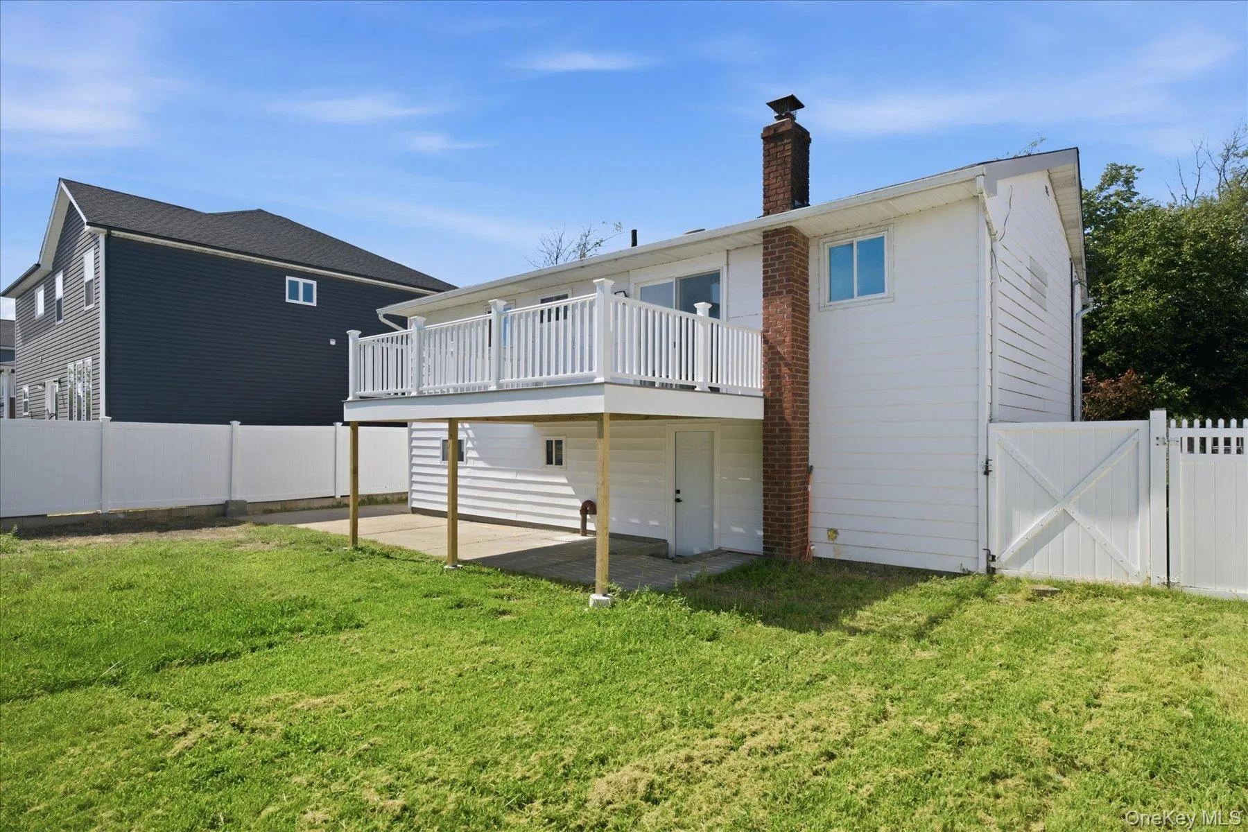 14 Garfield Place, Babylon, NY, 5 Bedrooms Bedrooms, 5 Rooms Rooms,2 BathroomsBathrooms,Residential,For Rent,Garfield,0,1048280 14 Garfield Place, Babylon, NY, 5 Bedrooms Bedrooms, 5 Rooms Rooms,2 BathroomsBathrooms,Residential,For Rent,Garfield,0,1048280