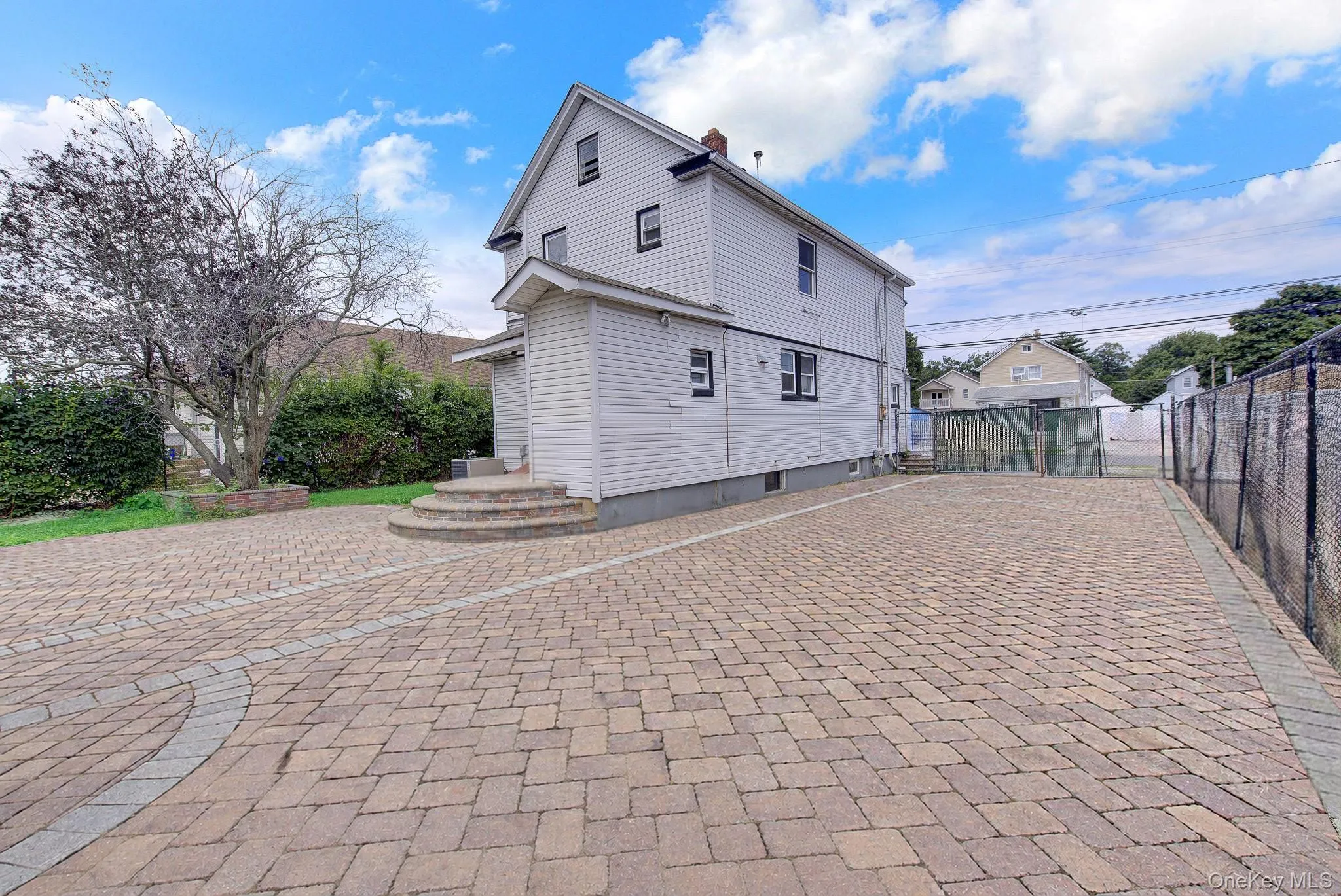 104 Pennywood Avenue, Hempstead, NY, 3 Bedrooms Bedrooms, 6 Rooms Rooms,2 BathroomsBathrooms,Residential,For Rent,Pennywood,0,1048281 104 Pennywood Avenue, Hempstead, NY, 3 Bedrooms Bedrooms, 6 Rooms Rooms,2 BathroomsBathrooms,Residential,For Rent,Pennywood,0,1048281