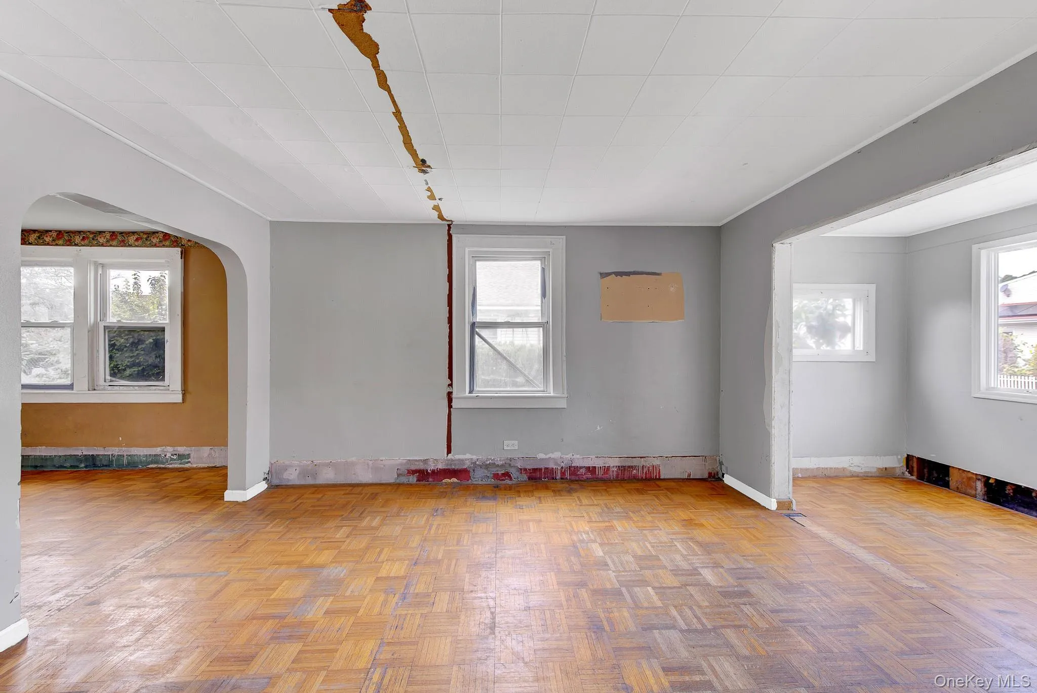 104 Pennywood Avenue, Hempstead, NY, 3 Bedrooms Bedrooms, 6 Rooms Rooms,2 BathroomsBathrooms,Residential,For Rent,Pennywood,0,1048281 104 Pennywood Avenue, Hempstead, NY, 3 Bedrooms Bedrooms, 6 Rooms Rooms,2 BathroomsBathrooms,Residential,For Rent,Pennywood,0,1048281