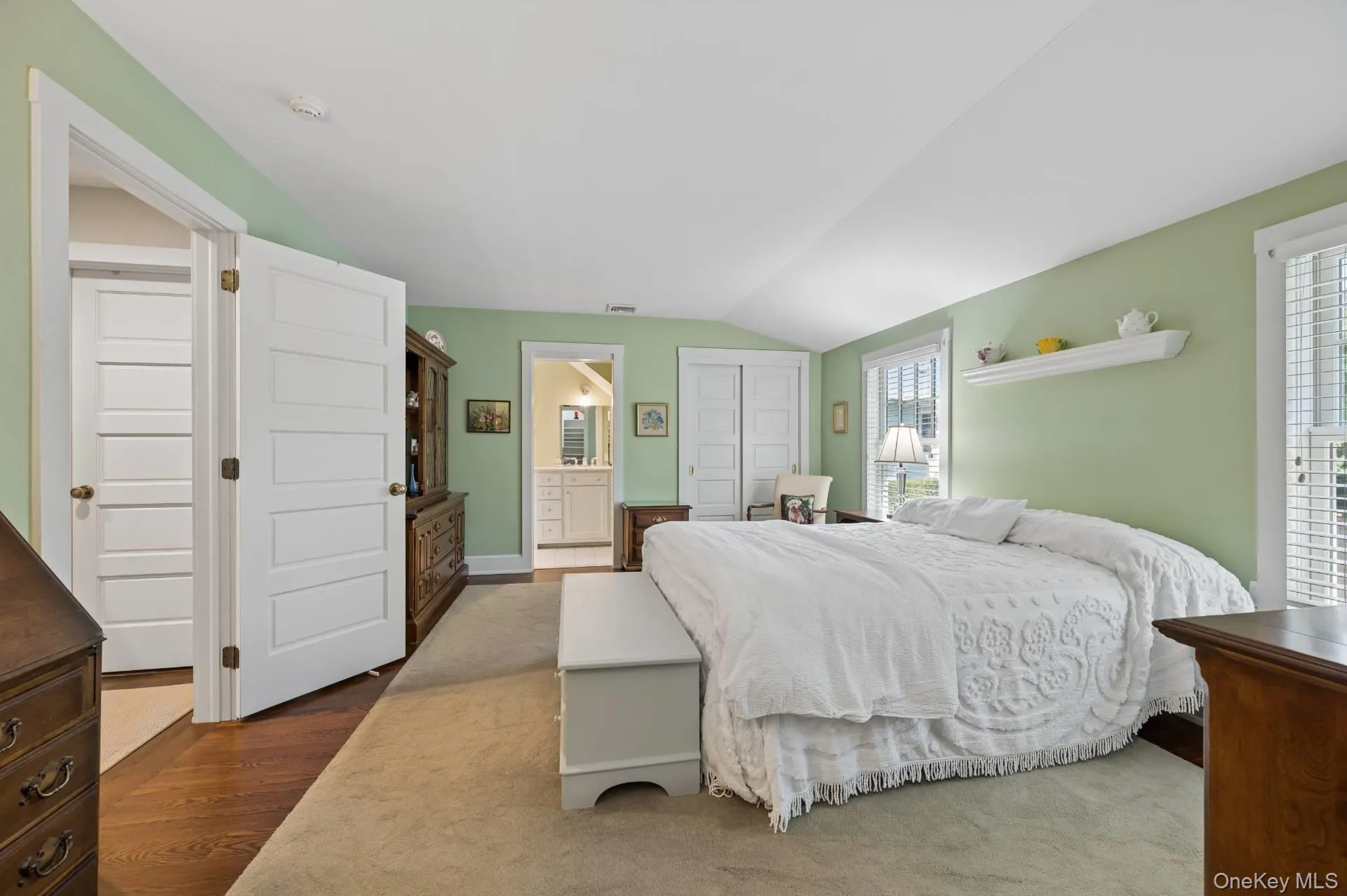200 Little Plains Road, Southampton, NY, 3 Bedrooms Bedrooms, 9 Rooms Rooms,3 BathroomsBathrooms,Residential,For Rent,Little Plains,0,1048282 200 Little Plains Road, Southampton, NY, 3 Bedrooms Bedrooms, 9 Rooms Rooms,3 BathroomsBathrooms,Residential,For Rent,Little Plains,0,1048282