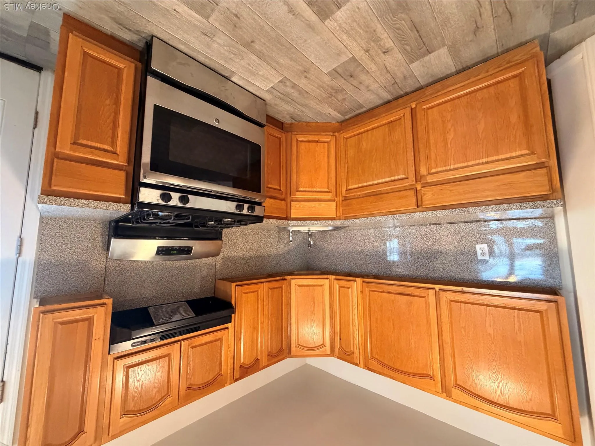 82-26 258th Street, New York, NY, 4 Bedrooms Bedrooms, 7 Rooms Rooms,2 BathroomsBathrooms,Residential,For Rent,258th,0,1048287 82-26 258th Street, New York, NY, 4 Bedrooms Bedrooms, 7 Rooms Rooms,2 BathroomsBathrooms,Residential,For Rent,258th,0,1048287
