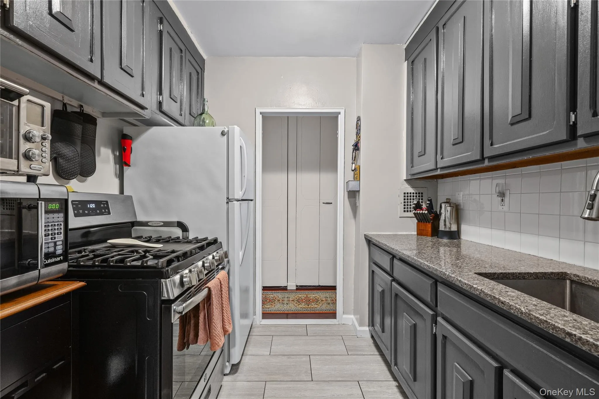 360 Westchester Avenue, Rye City, NY, 4 Rooms Rooms,1 BathroomBathrooms,Residential,For Rent,Westchester,0,1048288 360 Westchester Avenue, Rye City, NY, 4 Rooms Rooms,1 BathroomBathrooms,Residential,For Rent,Westchester,0,1048288