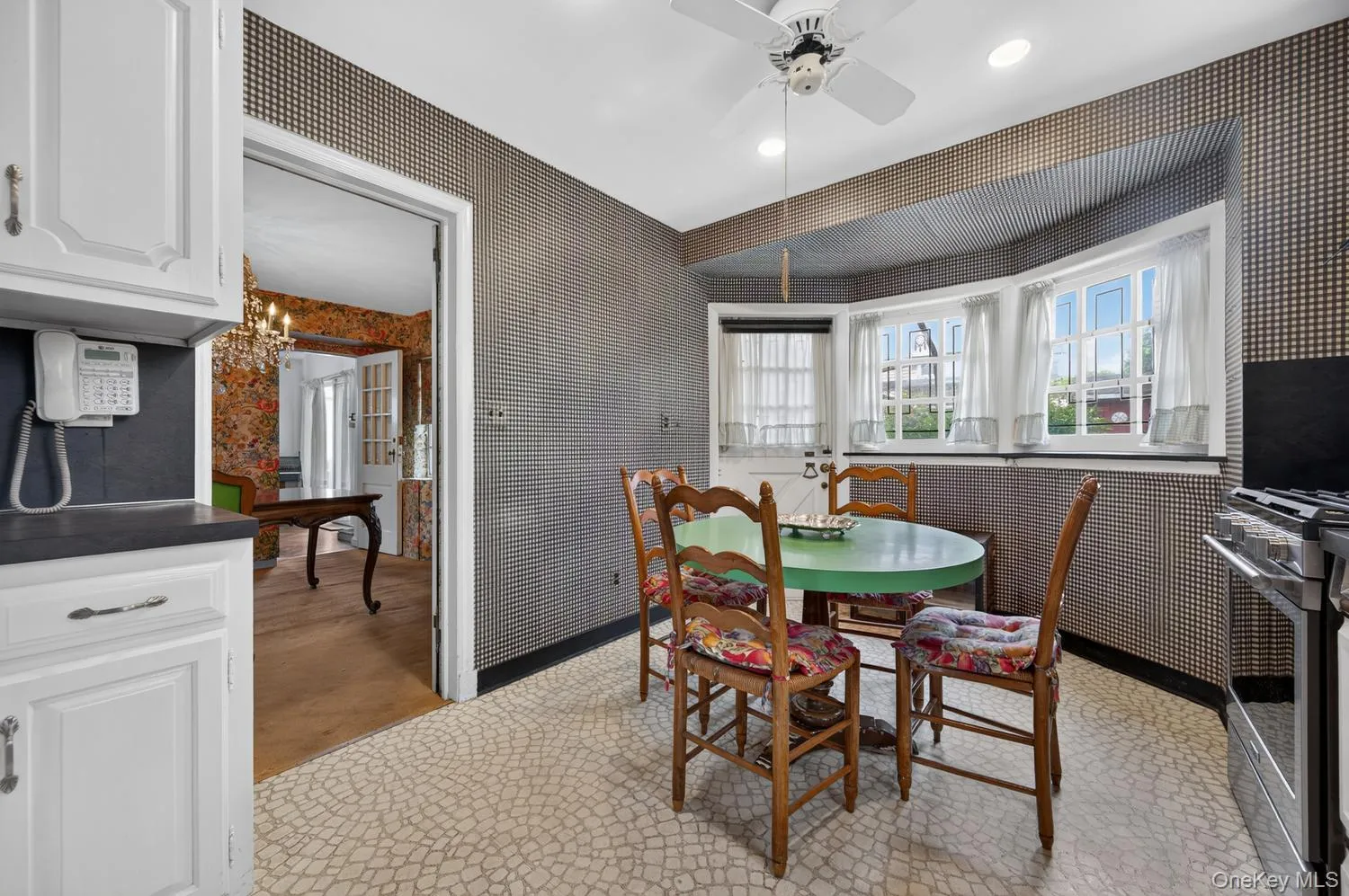 85-22 213th Street, New York, NY, 3 Bedrooms Bedrooms, 9 Rooms Rooms,1 BathroomBathrooms,Residential,For Rent,213th,0,1048294 85-22 213th Street, New York, NY, 3 Bedrooms Bedrooms, 9 Rooms Rooms,1 BathroomBathrooms,Residential,For Rent,213th,0,1048294