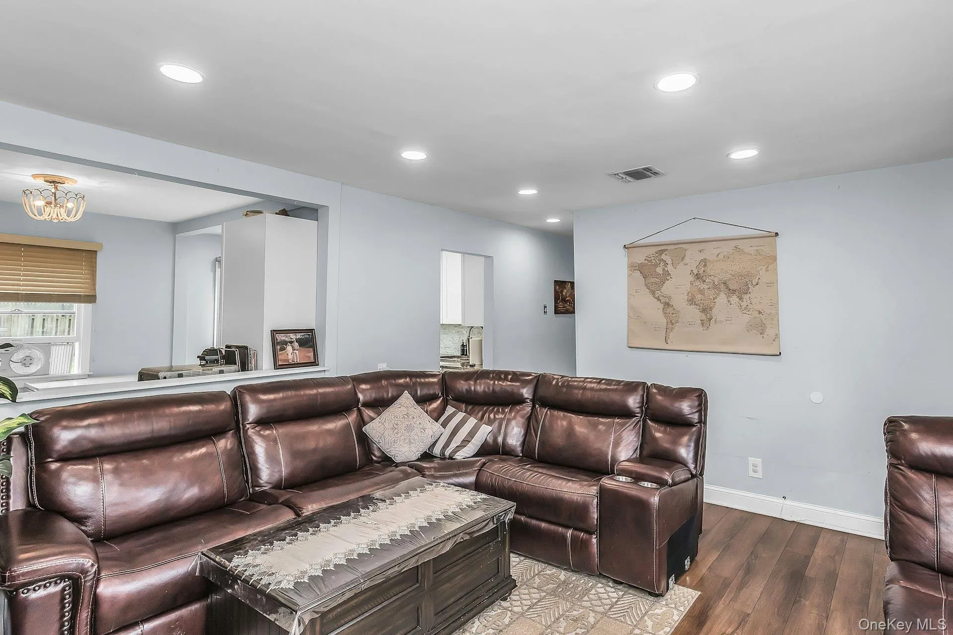 2911 Eagle Avenue, Brookhaven, NY, 4 Bedrooms Bedrooms, 8 Rooms Rooms,3 BathroomsBathrooms,Residential,For Rent,Eagle,0,1048297 2911 Eagle Avenue, Brookhaven, NY, 4 Bedrooms Bedrooms, 8 Rooms Rooms,3 BathroomsBathrooms,Residential,For Rent,Eagle,0,1048297