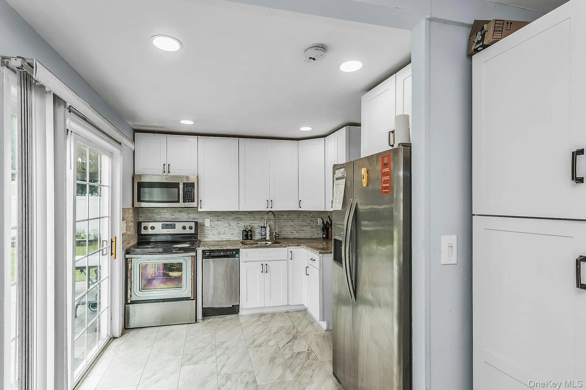 2911 Eagle Avenue, Brookhaven, NY, 4 Bedrooms Bedrooms, 8 Rooms Rooms,3 BathroomsBathrooms,Residential,For Rent,Eagle,0,1048297 2911 Eagle Avenue, Brookhaven, NY, 4 Bedrooms Bedrooms, 8 Rooms Rooms,3 BathroomsBathrooms,Residential,For Rent,Eagle,0,1048297