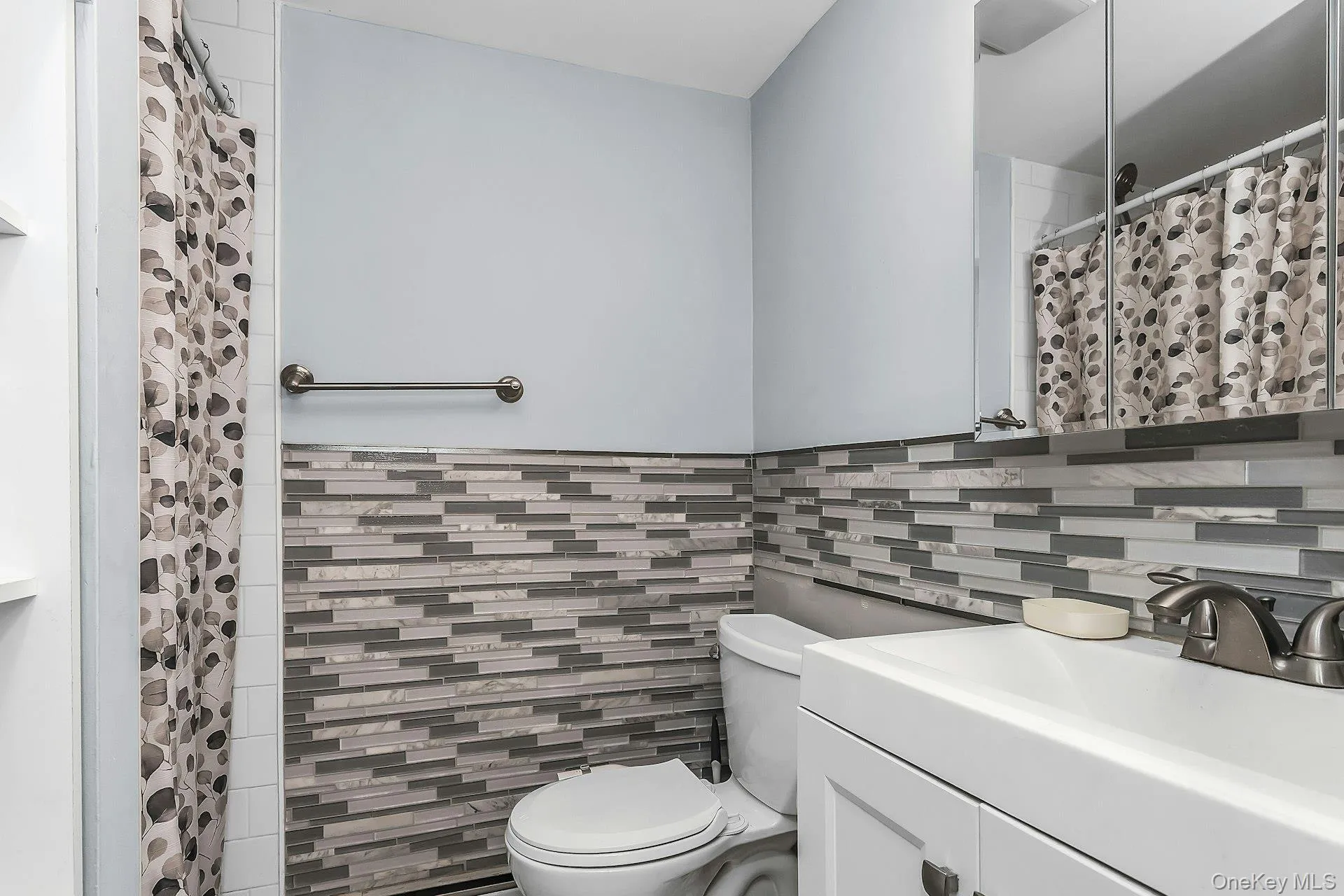 2911 Eagle Avenue, Brookhaven, NY, 4 Bedrooms Bedrooms, 8 Rooms Rooms,3 BathroomsBathrooms,Residential,For Rent,Eagle,0,1048297 2911 Eagle Avenue, Brookhaven, NY, 4 Bedrooms Bedrooms, 8 Rooms Rooms,3 BathroomsBathrooms,Residential,For Rent,Eagle,0,1048297
