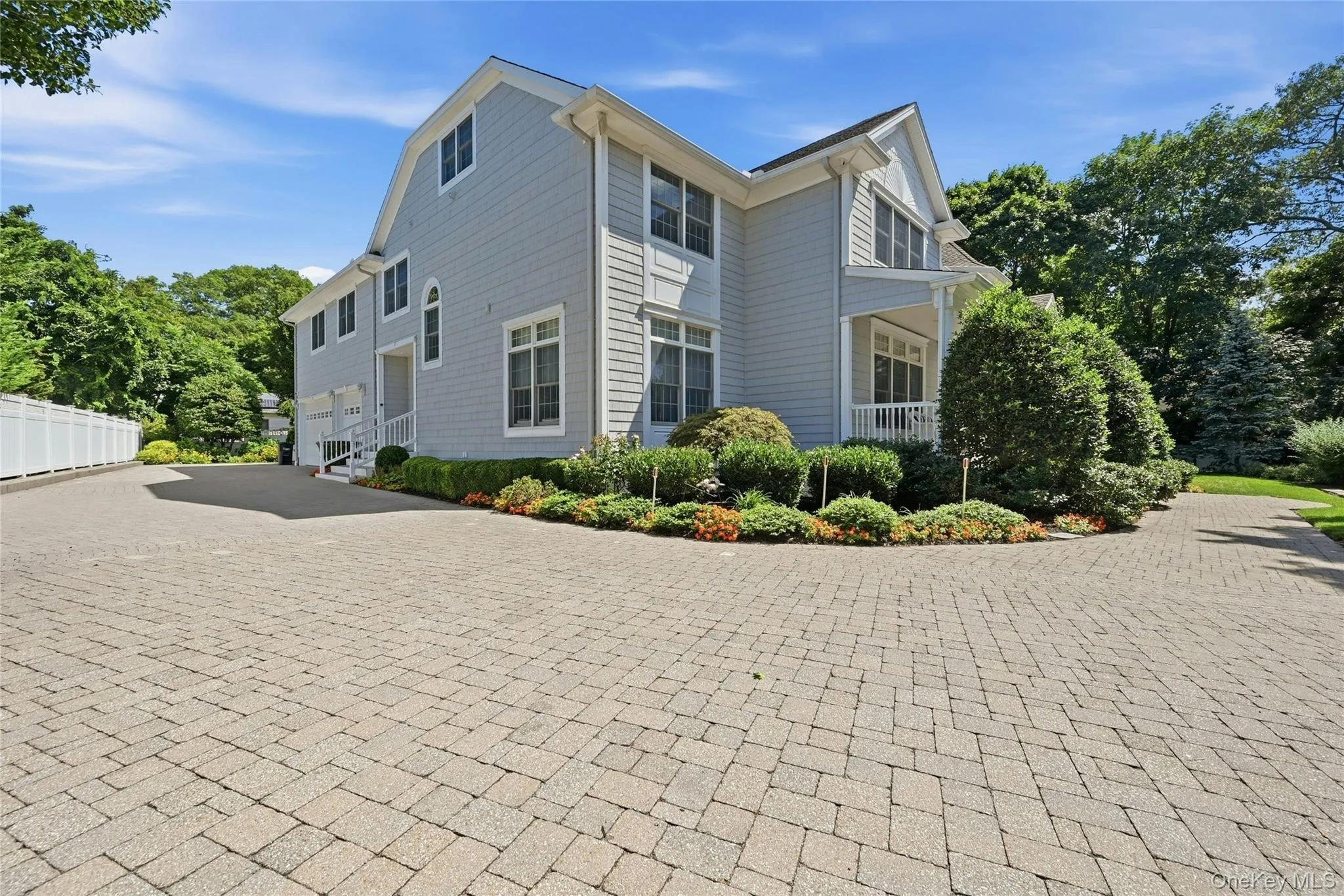 3 Crescent Drive, Huntington, NY, 5 Bedrooms Bedrooms, 12 Rooms Rooms,5 BathroomsBathrooms,Residential,For Rent,Crescent,0,1048300 3 Crescent Drive, Huntington, NY, 5 Bedrooms Bedrooms, 12 Rooms Rooms,5 BathroomsBathrooms,Residential,For Rent,Crescent,0,1048300
