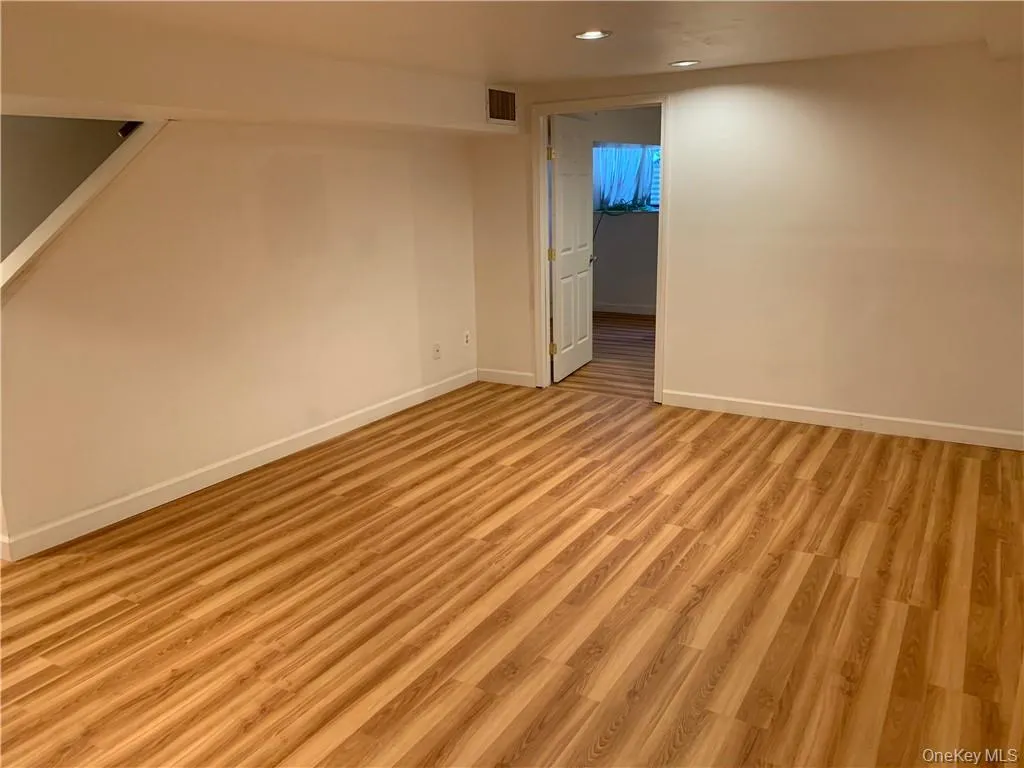 60 Park Drive, Mount Kisco, NY, 2 Bedrooms Bedrooms, 5 Rooms Rooms,1 BathroomBathrooms,Residential Lease,For Rent,Park,0,1048301 60 Park Drive, Mount Kisco, NY, 2 Bedrooms Bedrooms, 5 Rooms Rooms,1 BathroomBathrooms,Residential Lease,For Rent,Park,0,1048301