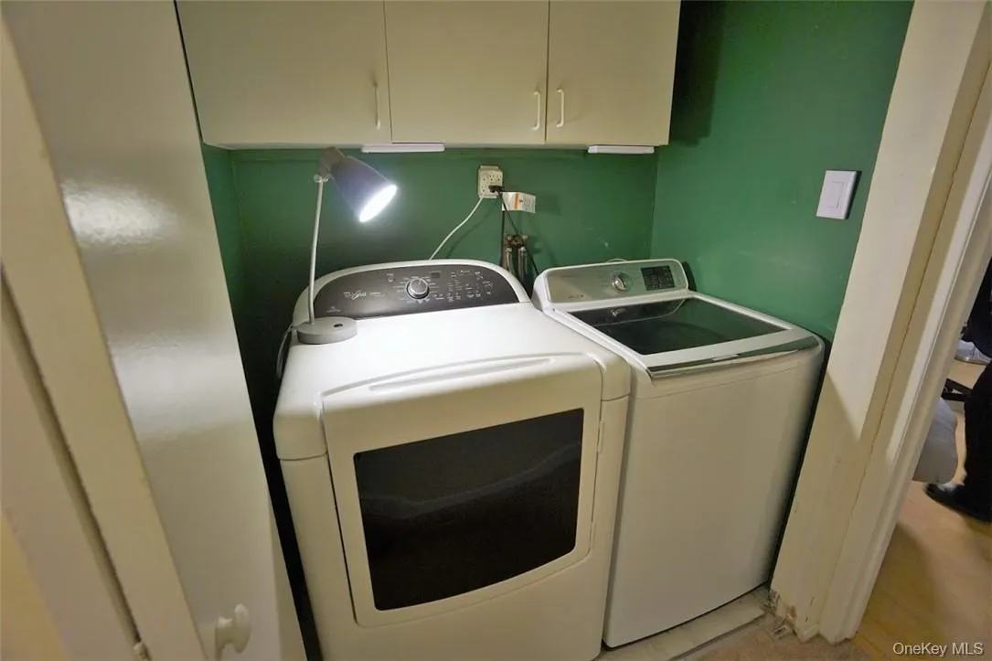 60 Park Drive, Mount Kisco, NY, 2 Bedrooms Bedrooms, 5 Rooms Rooms,1 BathroomBathrooms,Residential Lease,For Rent,Park,0,1048301 60 Park Drive, Mount Kisco, NY, 2 Bedrooms Bedrooms, 5 Rooms Rooms,1 BathroomBathrooms,Residential Lease,For Rent,Park,0,1048301