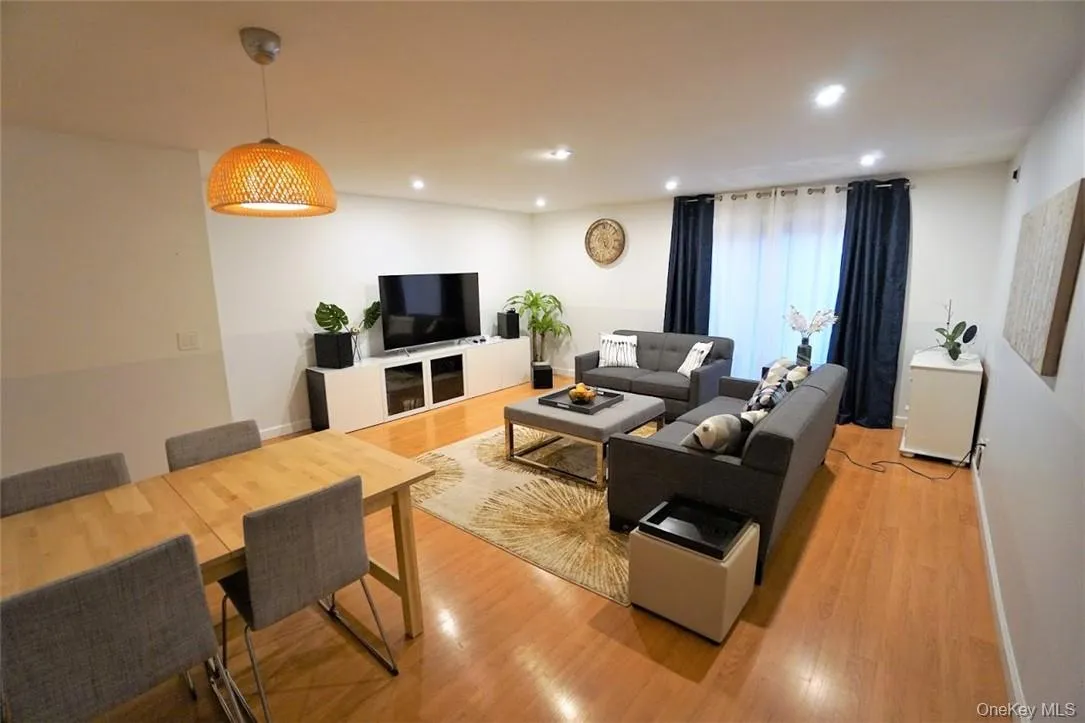 60 Park Drive, Mount Kisco, NY, 2 Bedrooms Bedrooms, 5 Rooms Rooms,1 BathroomBathrooms,Residential Lease,For Rent,Park,0,1048301 60 Park Drive, Mount Kisco, NY, 2 Bedrooms Bedrooms, 5 Rooms Rooms,1 BathroomBathrooms,Residential Lease,For Rent,Park,0,1048301