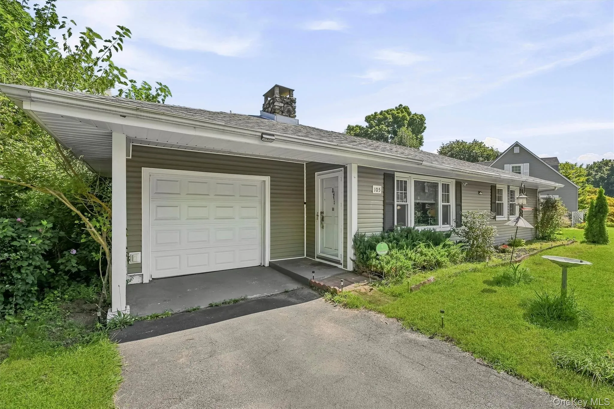 105 Pine Drive, New Windsor, NY, 3 Bedrooms Bedrooms, 8 Rooms Rooms,2 BathroomsBathrooms,Residential,For Rent,Pine,0,1048302 105 Pine Drive, New Windsor, NY, 3 Bedrooms Bedrooms, 8 Rooms Rooms,2 BathroomsBathrooms,Residential,For Rent,Pine,0,1048302
