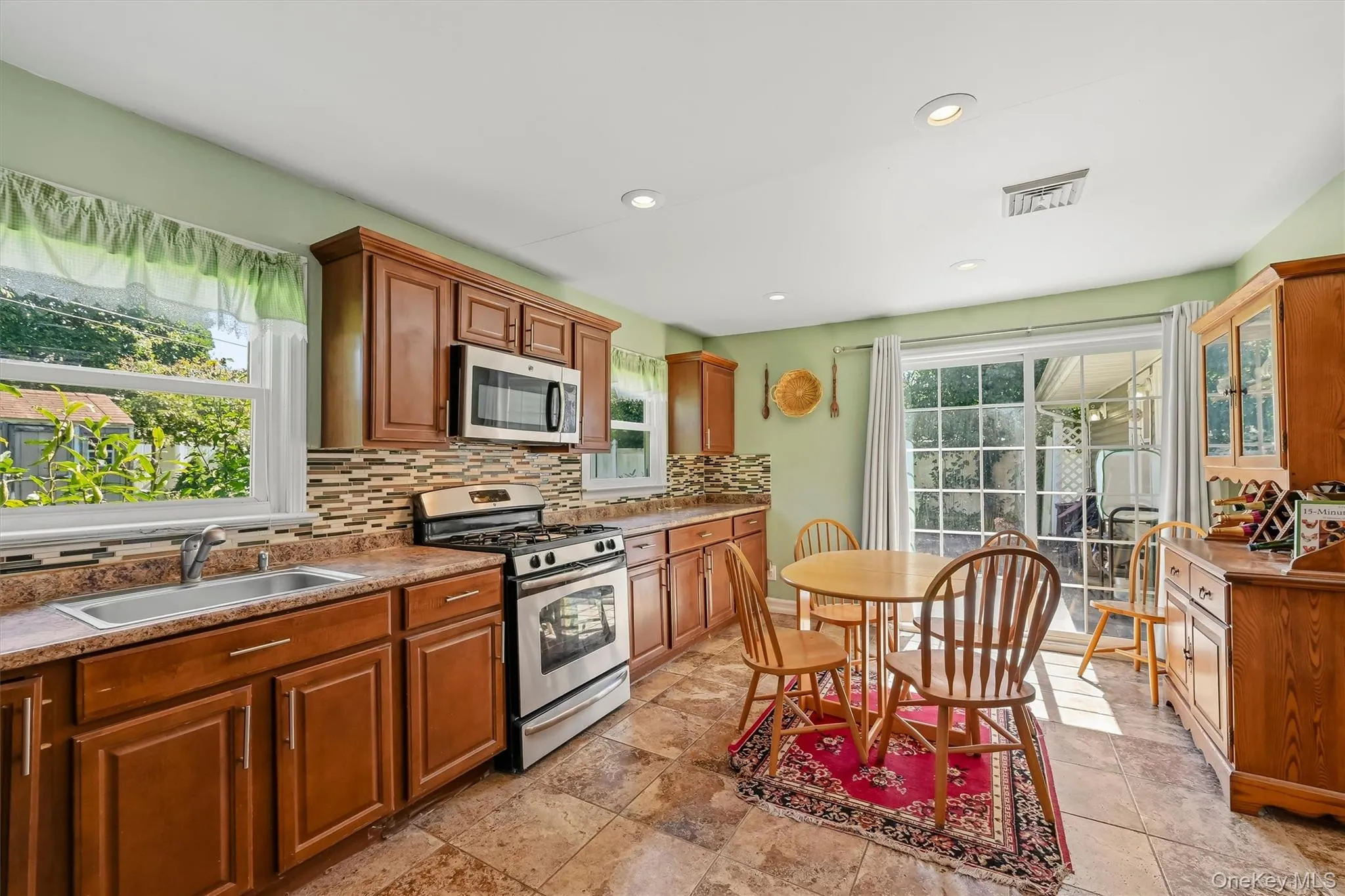 105 Pine Drive, New Windsor, NY, 3 Bedrooms Bedrooms, 8 Rooms Rooms,2 BathroomsBathrooms,Residential,For Rent,Pine,0,1048302 105 Pine Drive, New Windsor, NY, 3 Bedrooms Bedrooms, 8 Rooms Rooms,2 BathroomsBathrooms,Residential,For Rent,Pine,0,1048302