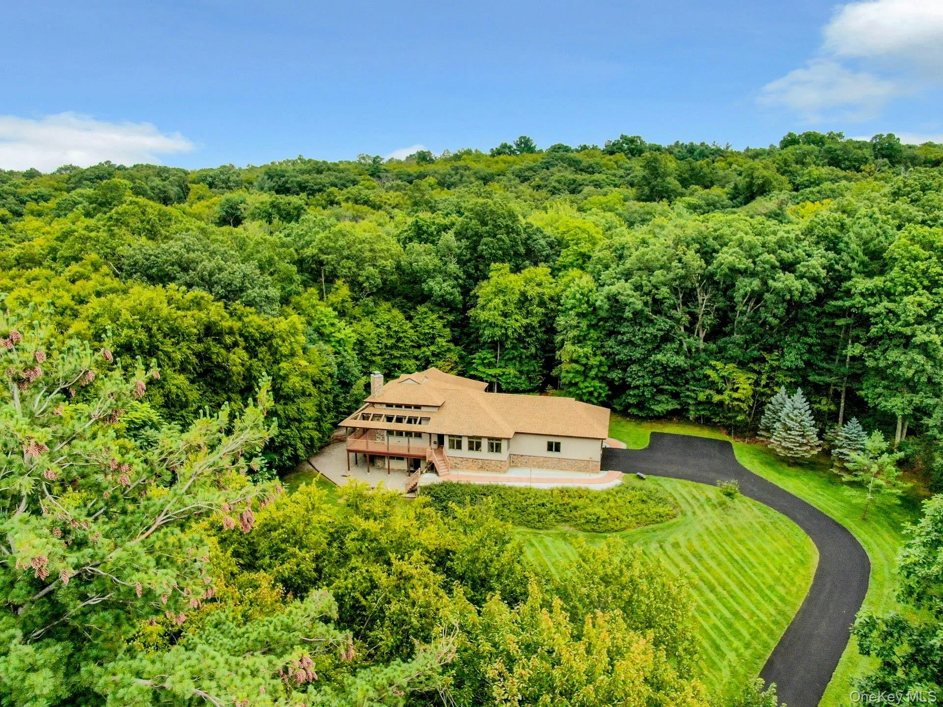 194 White Bridge Road, Mount Hope, NY, 3 Bedrooms Bedrooms, 14 Rooms Rooms,3 BathroomsBathrooms,Residential,For Rent,White Bridge,0,1048303 194 White Bridge Road, Mount Hope, NY, 3 Bedrooms Bedrooms, 14 Rooms Rooms,3 BathroomsBathrooms,Residential,For Rent,White Bridge,0,1048303