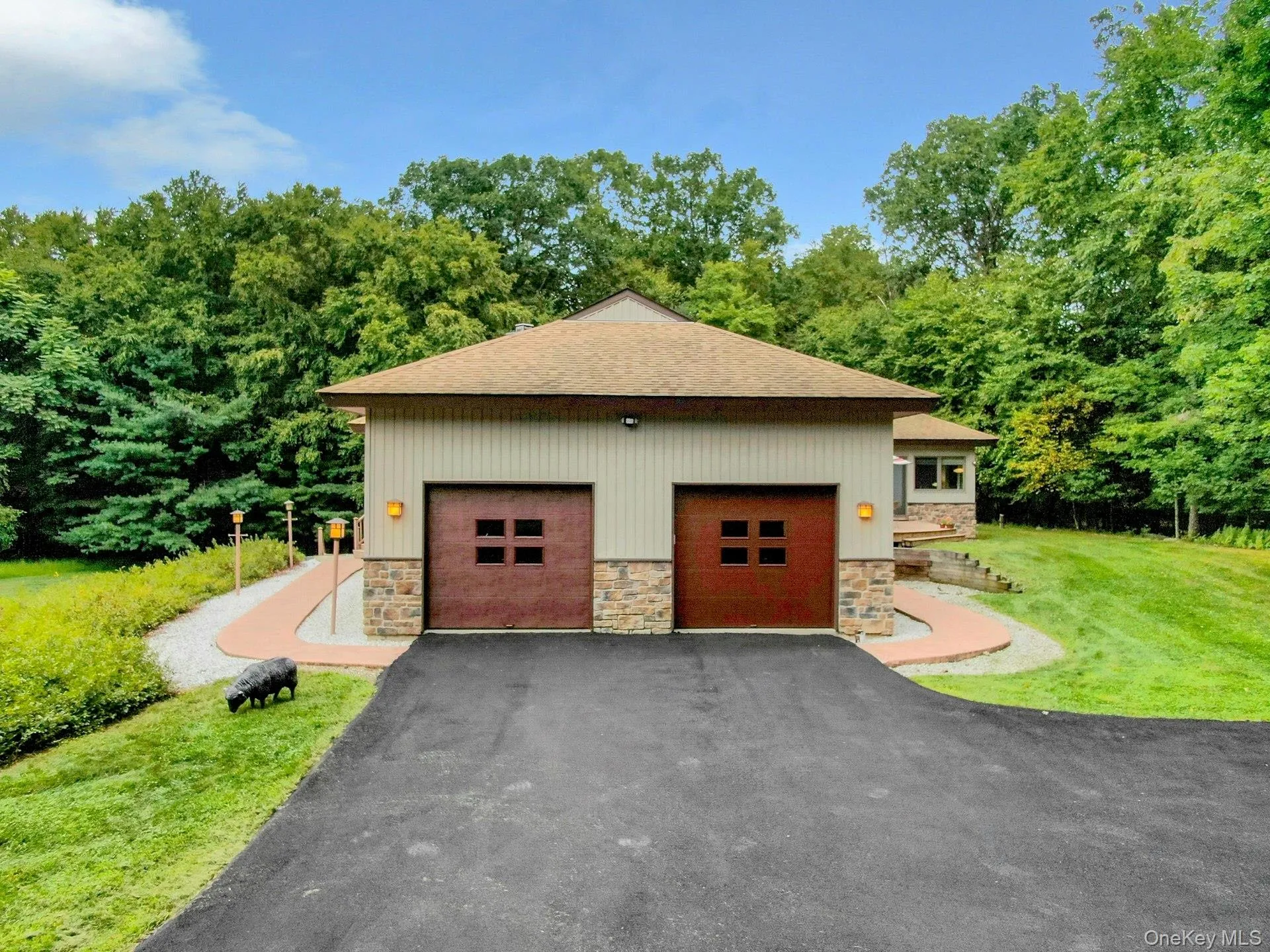 194 White Bridge Road, Mount Hope, NY, 3 Bedrooms Bedrooms, 14 Rooms Rooms,3 BathroomsBathrooms,Residential,For Rent,White Bridge,0,1048303 194 White Bridge Road, Mount Hope, NY, 3 Bedrooms Bedrooms, 14 Rooms Rooms,3 BathroomsBathrooms,Residential,For Rent,White Bridge,0,1048303