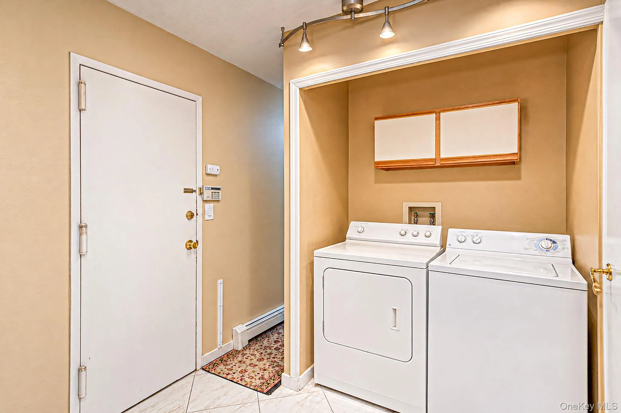 35 Hastings Drive, Brookhaven, NY, 4 Bedrooms Bedrooms, 10 Rooms Rooms,4 BathroomsBathrooms,Residential,For Rent,Hastings,0,1048307 35 Hastings Drive, Brookhaven, NY, 4 Bedrooms Bedrooms, 10 Rooms Rooms,4 BathroomsBathrooms,Residential,For Rent,Hastings,0,1048307