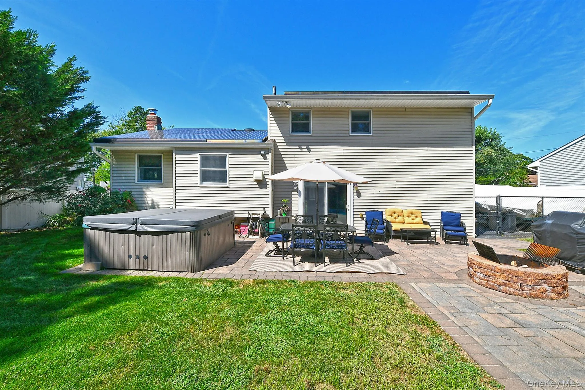 21 Campo Avenue, Brookhaven, NY, 3 Bedrooms Bedrooms, 7 Rooms Rooms,1 BathroomBathrooms,Residential,For Rent,Campo,0,1048308 21 Campo Avenue, Brookhaven, NY, 3 Bedrooms Bedrooms, 7 Rooms Rooms,1 BathroomBathrooms,Residential,For Rent,Campo,0,1048308