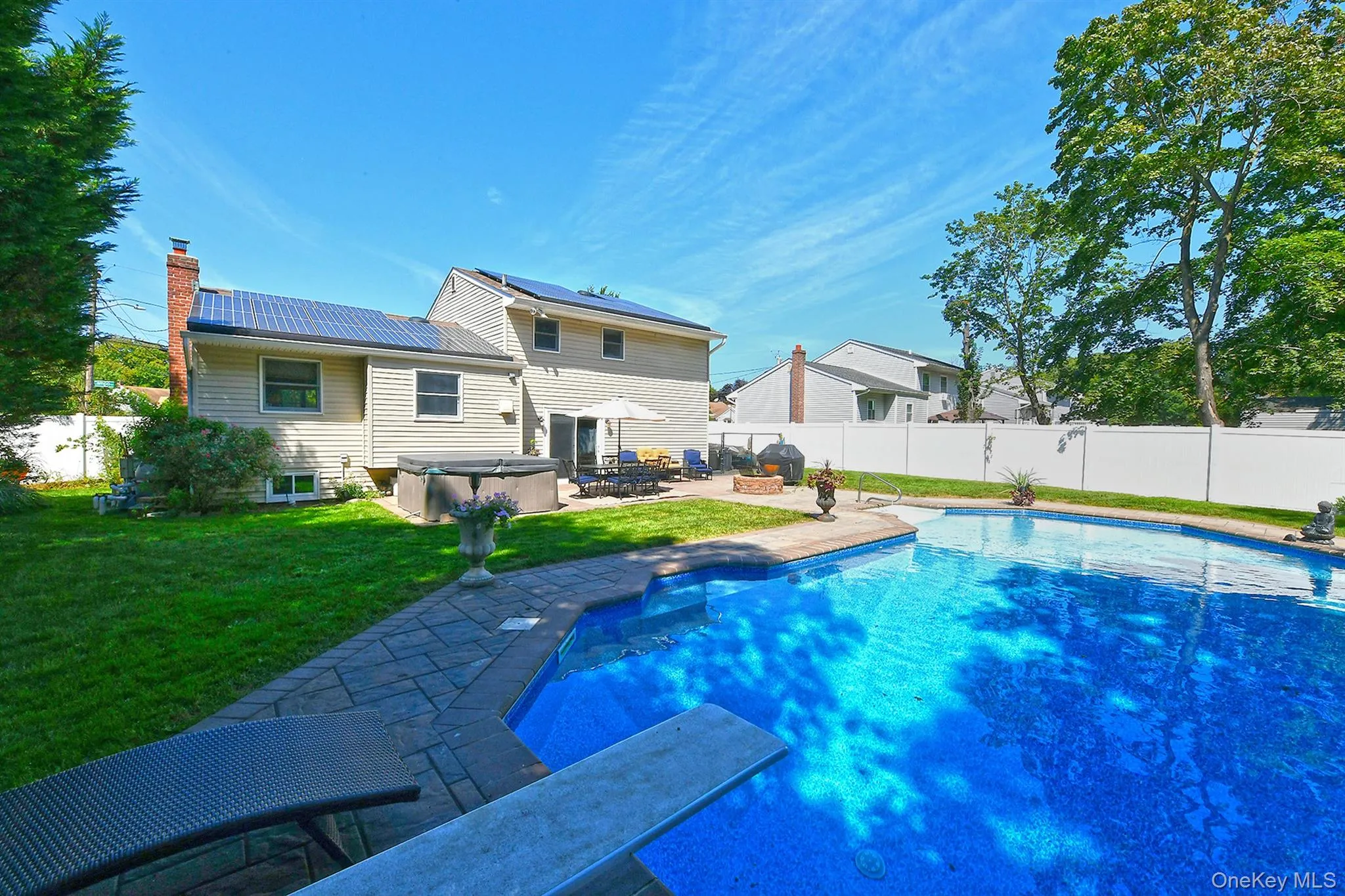 21 Campo Avenue, Brookhaven, NY, 3 Bedrooms Bedrooms, 7 Rooms Rooms,1 BathroomBathrooms,Residential,For Rent,Campo,0,1048308 21 Campo Avenue, Brookhaven, NY, 3 Bedrooms Bedrooms, 7 Rooms Rooms,1 BathroomBathrooms,Residential,For Rent,Campo,0,1048308