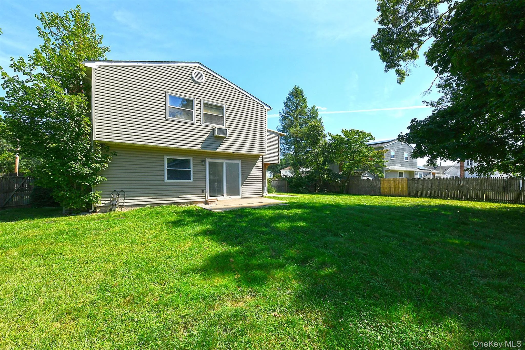 26 Brandy Avenue, Islip, NY, 5 Bedrooms Bedrooms, 10 Rooms Rooms,2 BathroomsBathrooms,Residential,For Rent,Brandy,0,1048310 26 Brandy Avenue, Islip, NY, 5 Bedrooms Bedrooms, 10 Rooms Rooms,2 BathroomsBathrooms,Residential,For Rent,Brandy,0,1048310