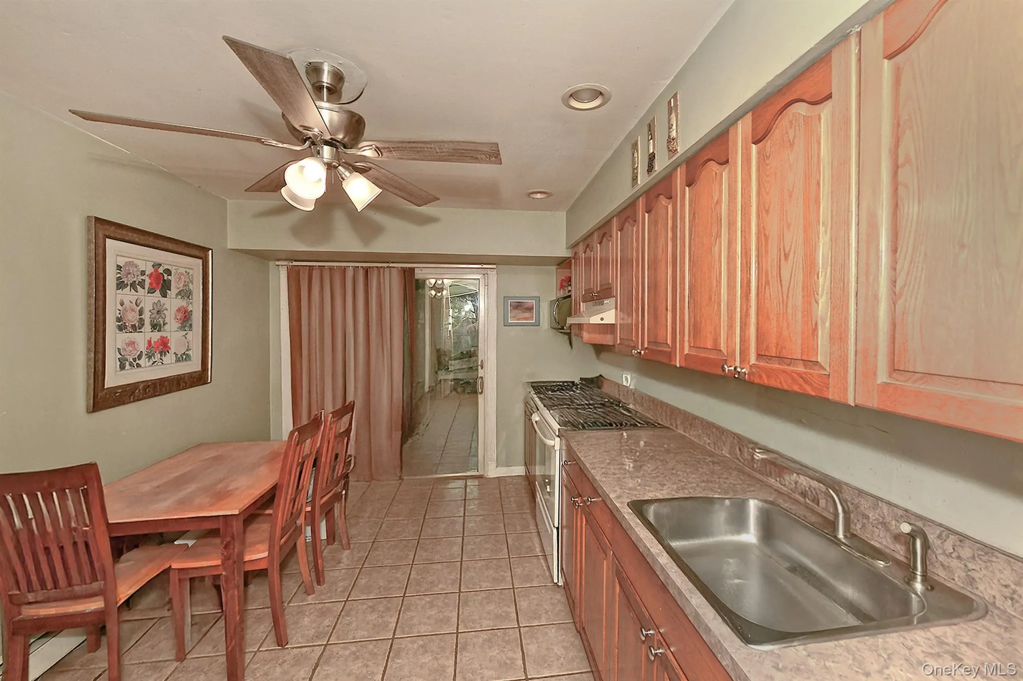 26 Brandy Avenue, Islip, NY, 5 Bedrooms Bedrooms, 10 Rooms Rooms,2 BathroomsBathrooms,Residential,For Rent,Brandy,0,1048310 26 Brandy Avenue, Islip, NY, 5 Bedrooms Bedrooms, 10 Rooms Rooms,2 BathroomsBathrooms,Residential,For Rent,Brandy,0,1048310